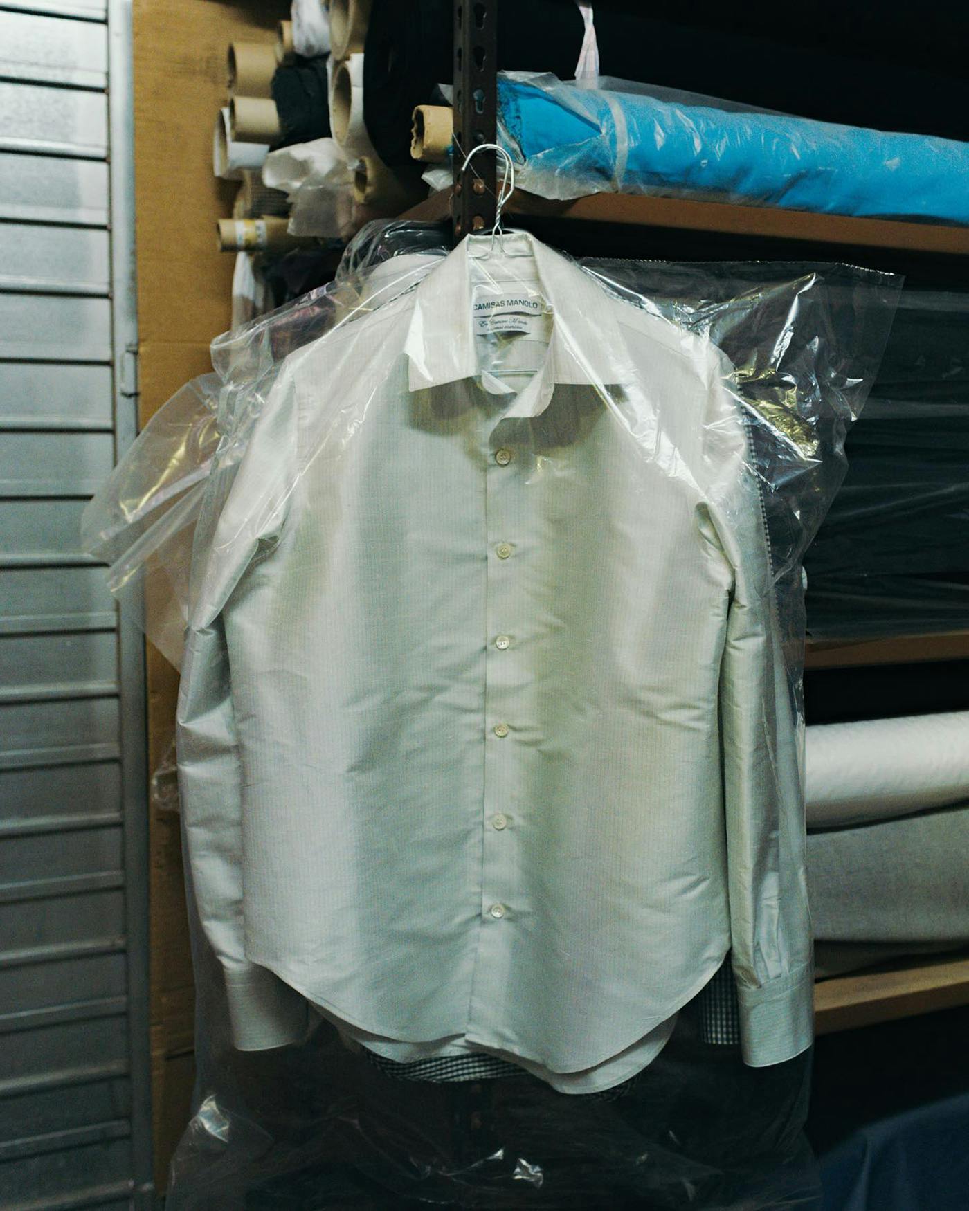 Brand Profile Camisas Manolo