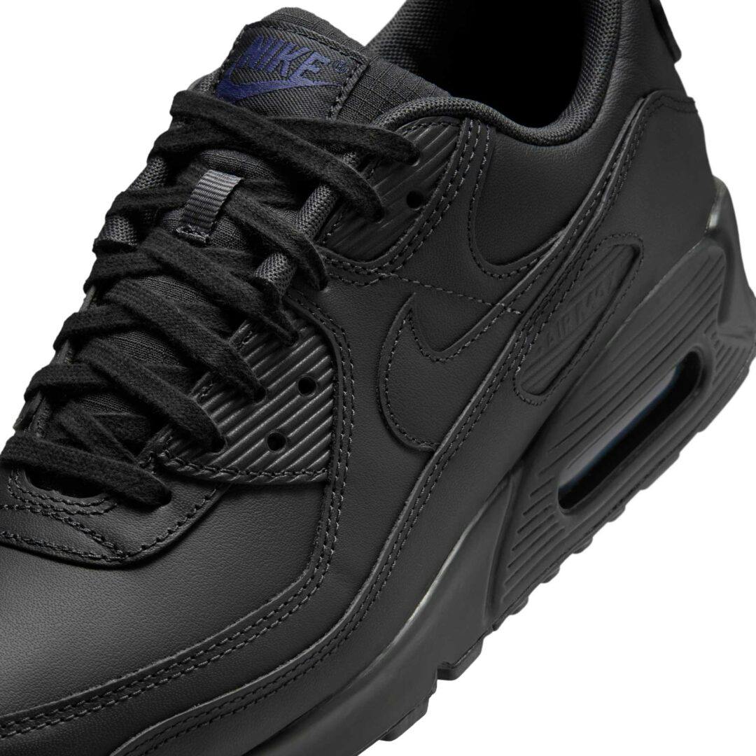 Nike Air Max 90 in dark gray