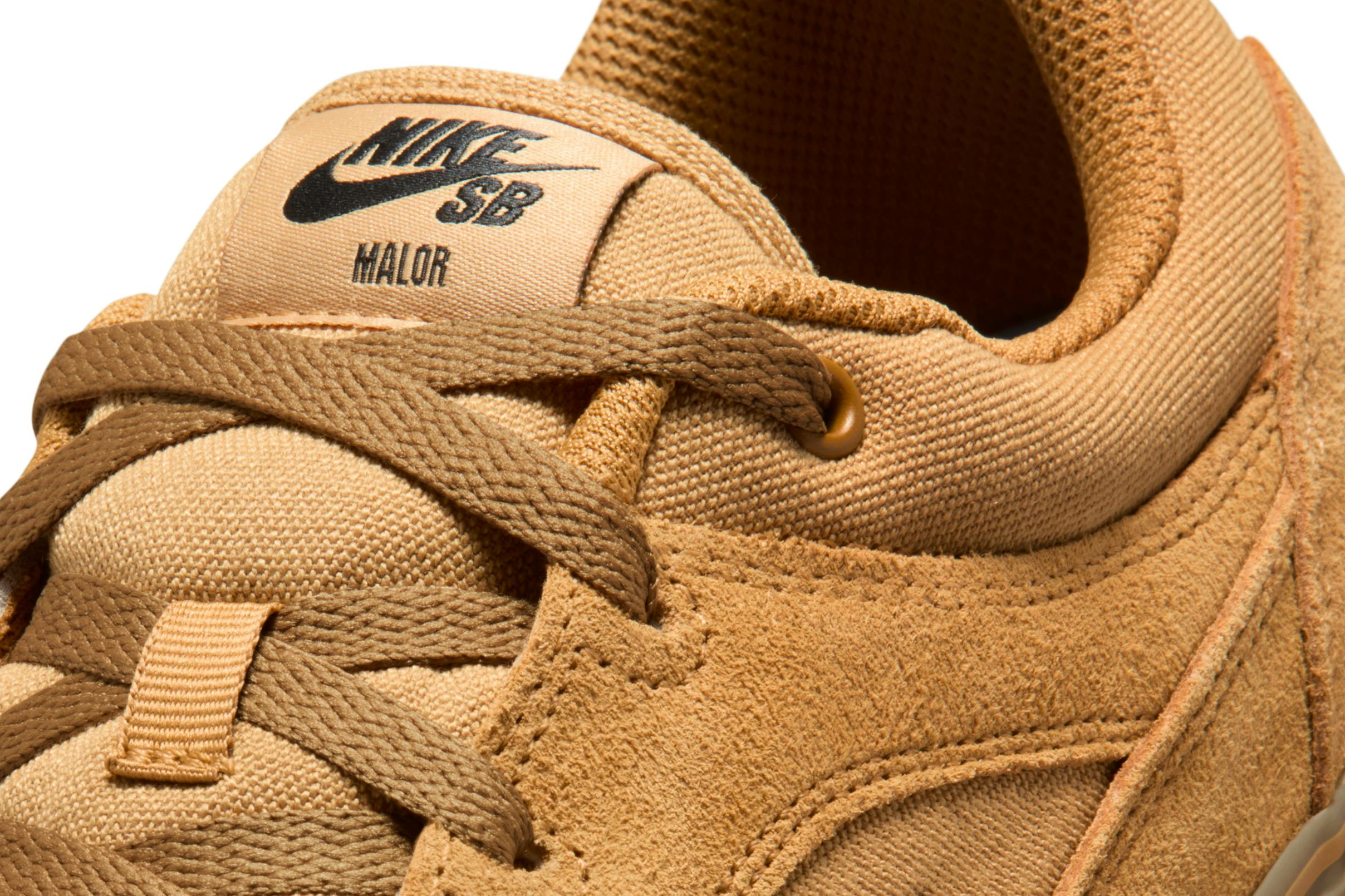 nike sb malor te wheat gum