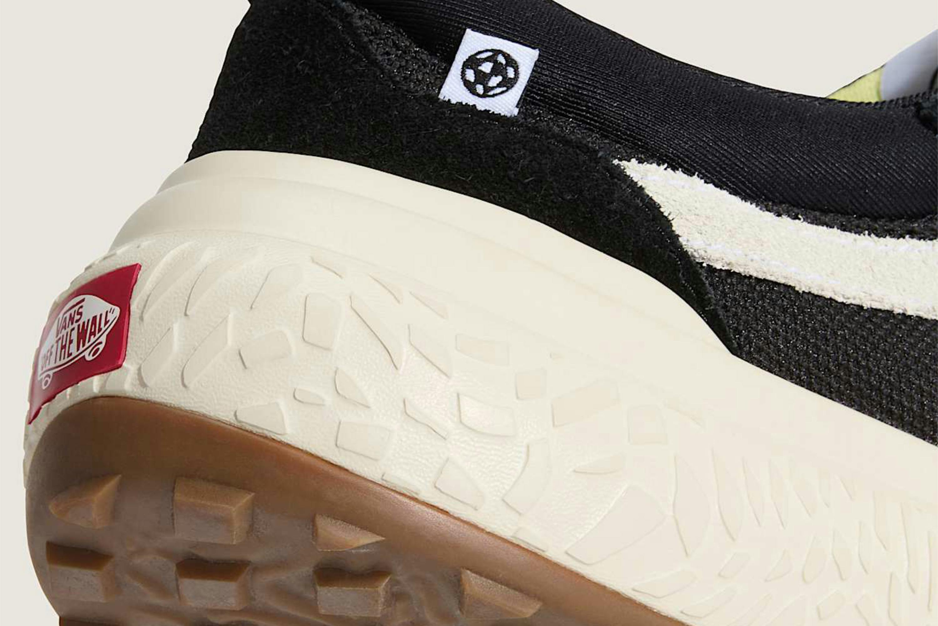 Vans UltraRange Neo MTE Hoka