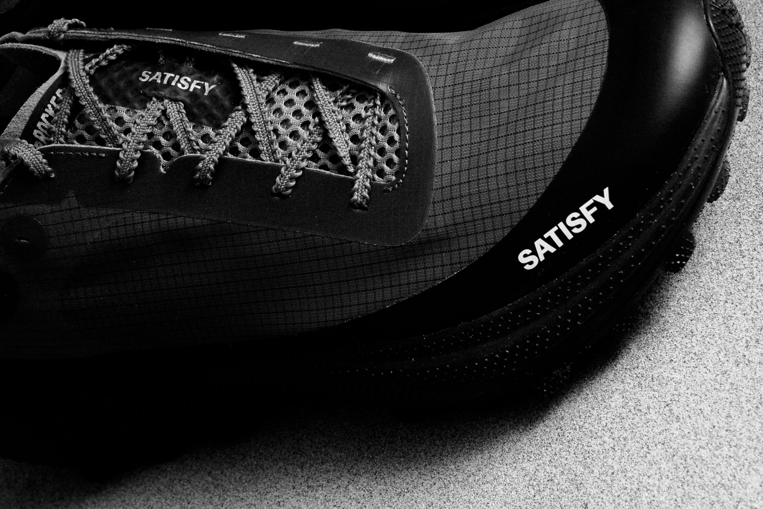 satisfy-therocker-stilllife