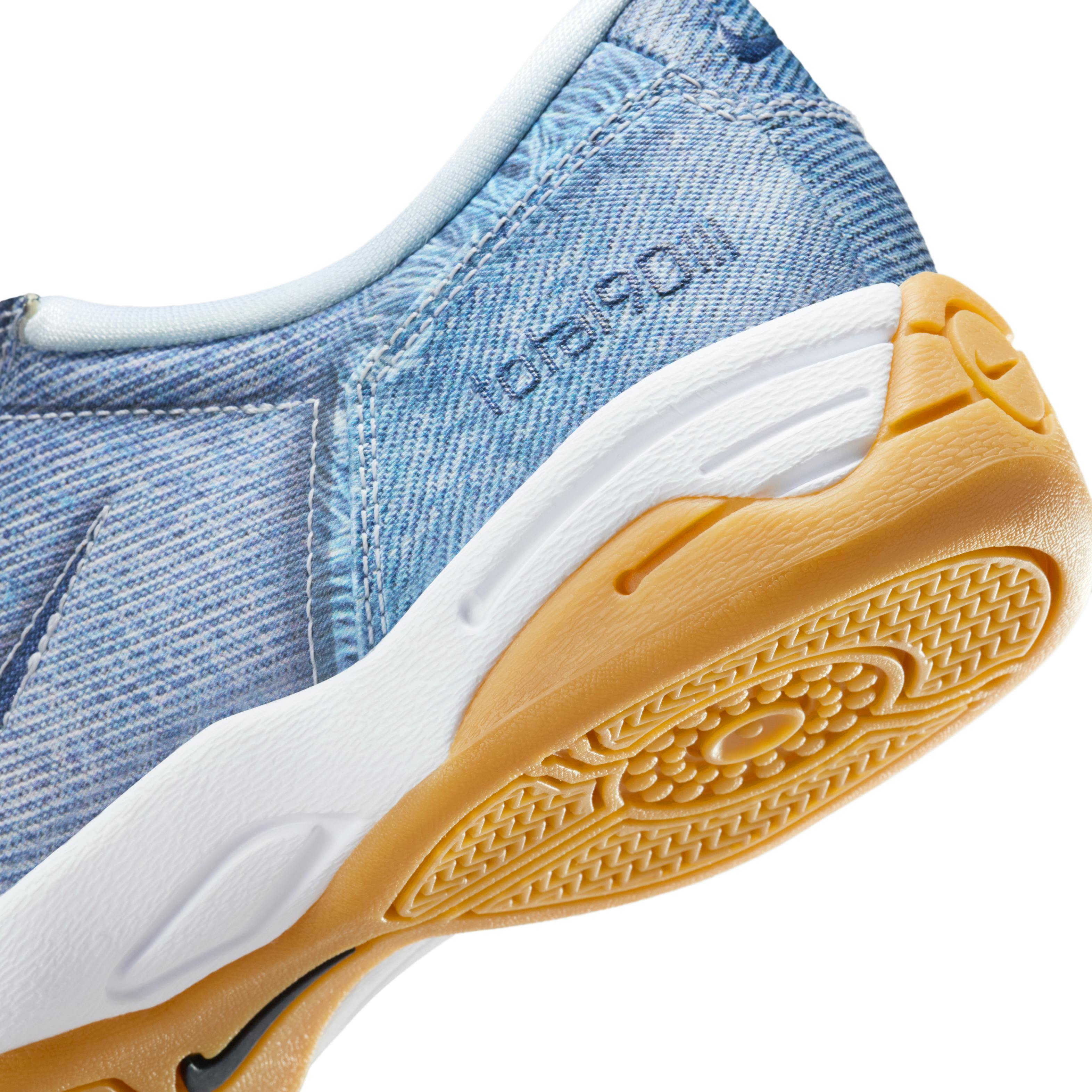 nike total 90 denim
