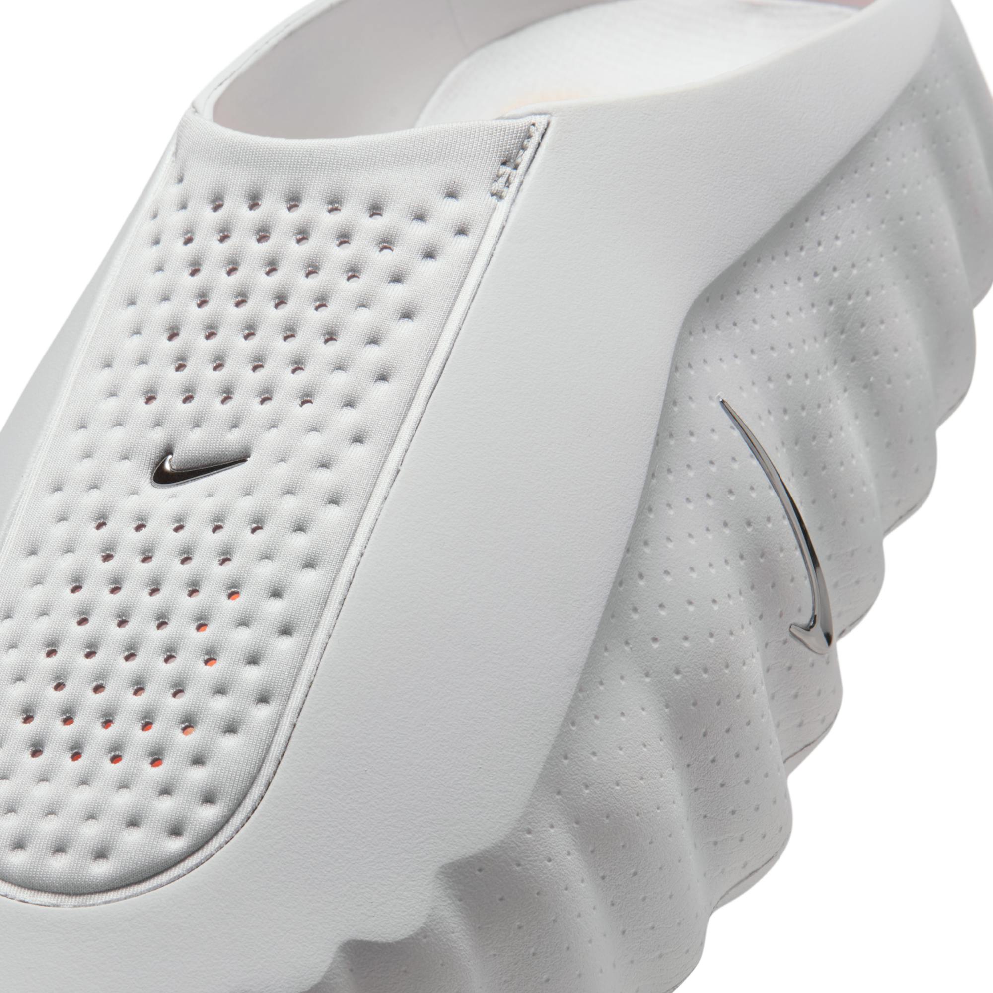 Nike Mind 001 Slides