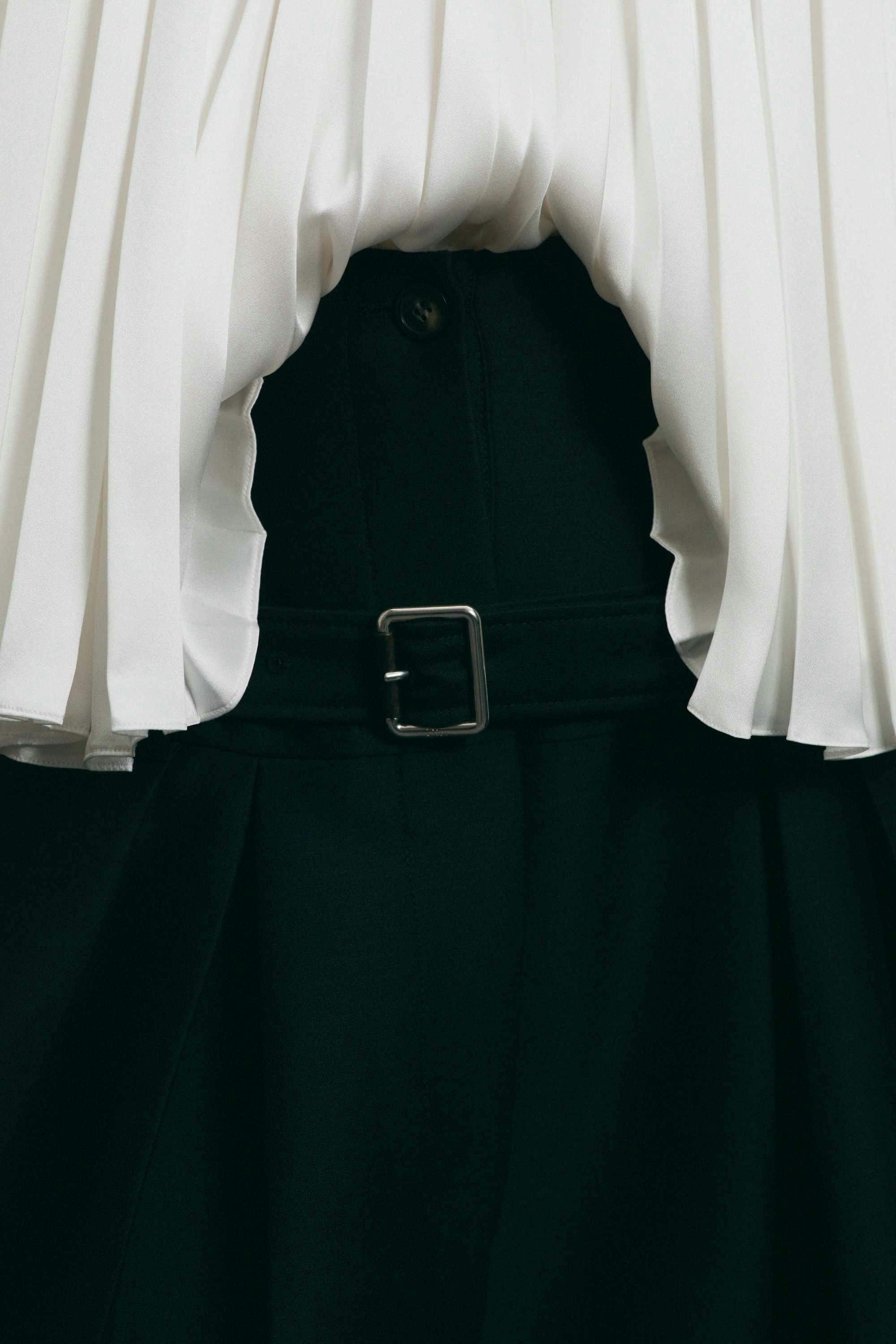 dior jonathan anderson backstage handbags ss26 collection runway show