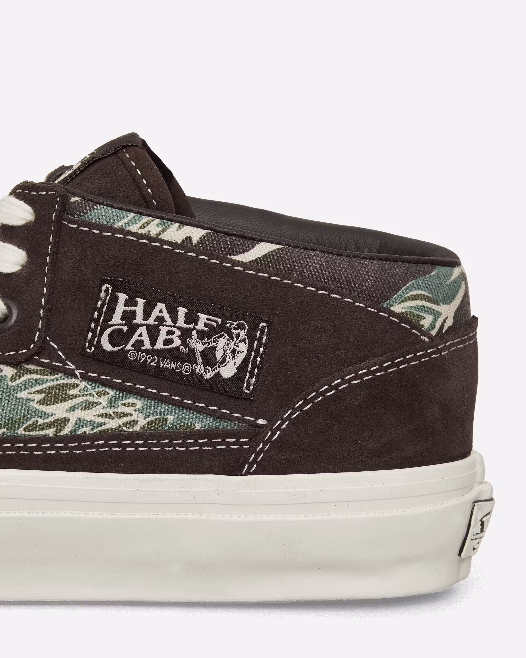 vans premium half cab tiger stripe