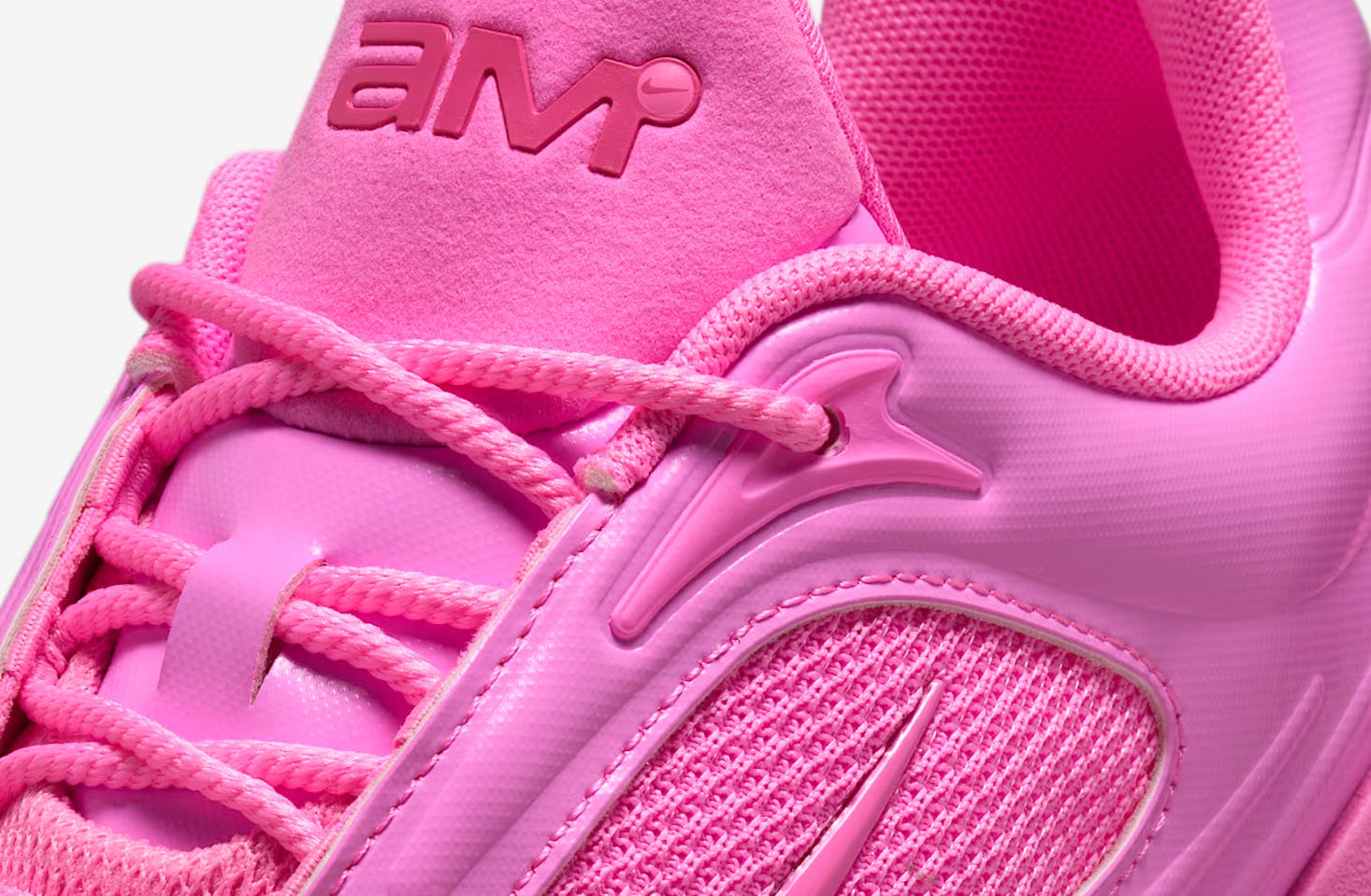 Nike Bubblegum Pink Air Max Muse