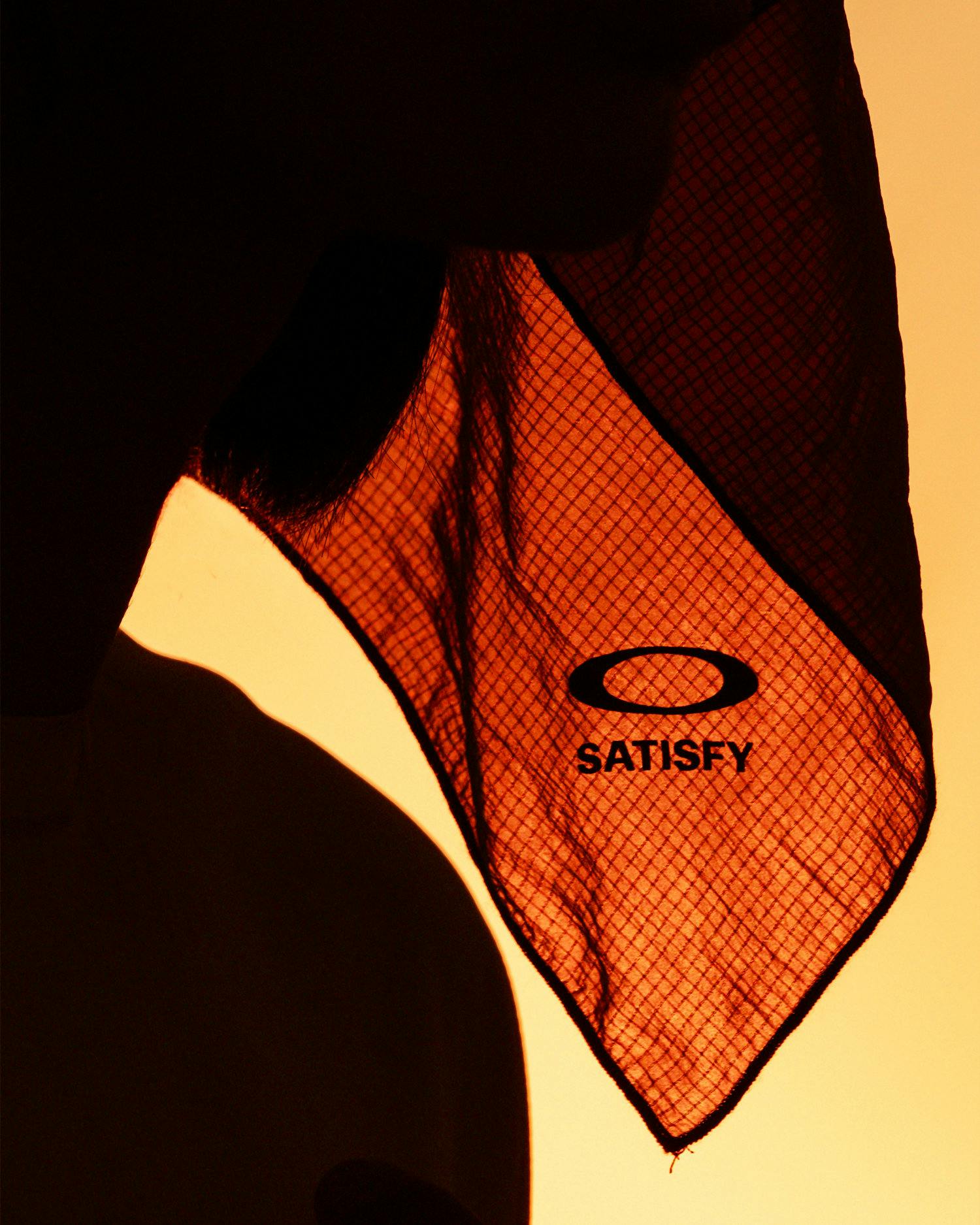 satisfy stunt devil oakley
