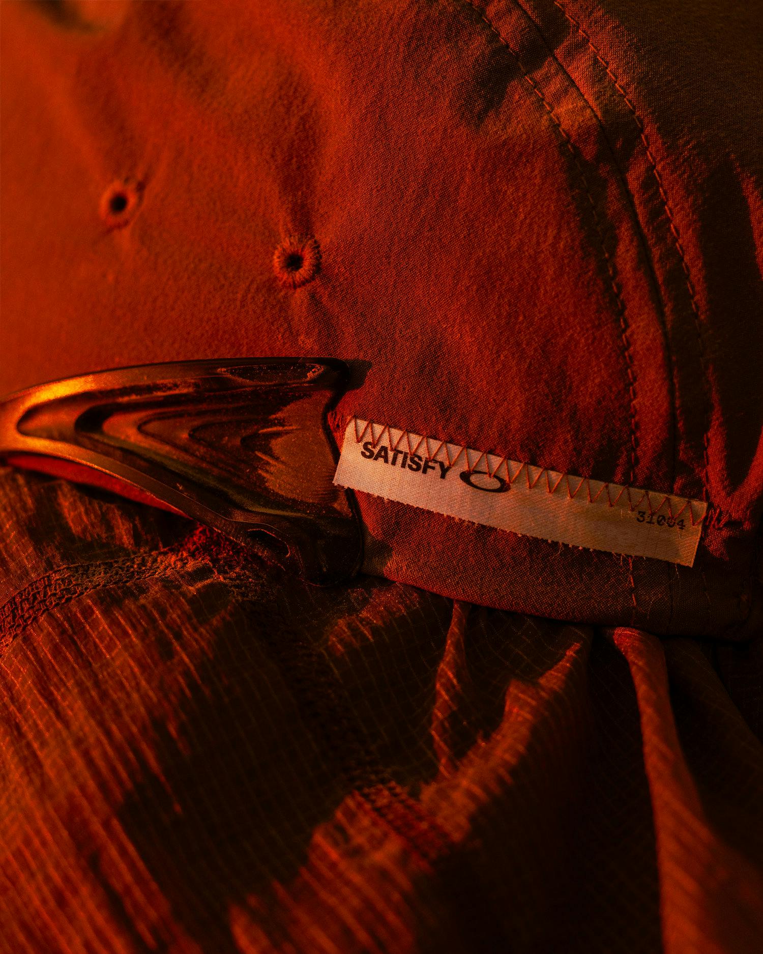 satisfy stunt devil oakley