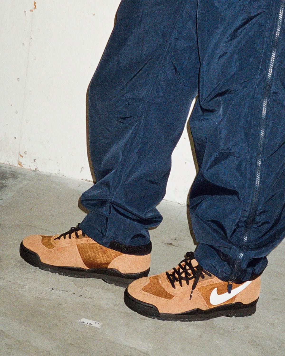 nike stussy baltoro boot