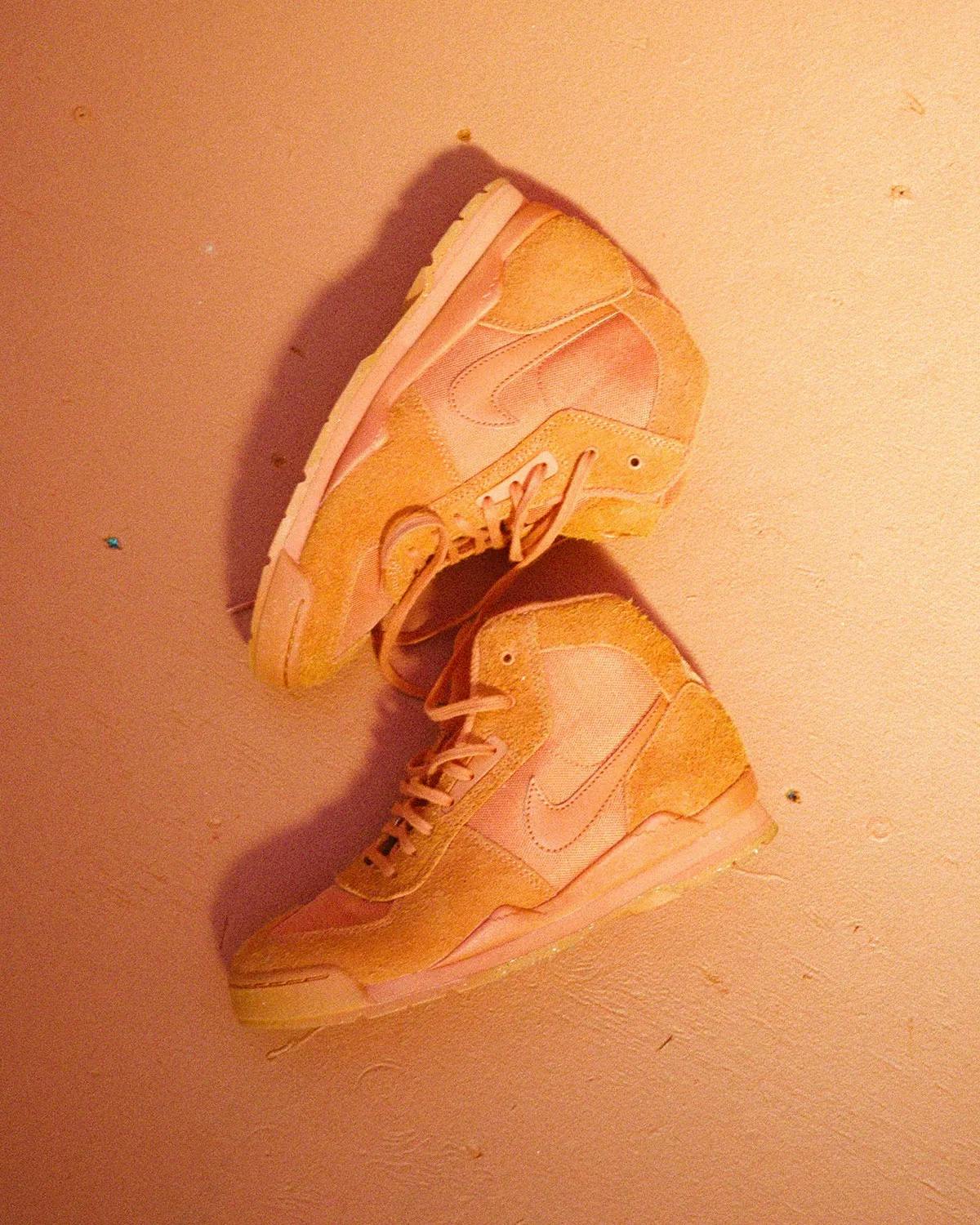 nike stussy baltoro boot