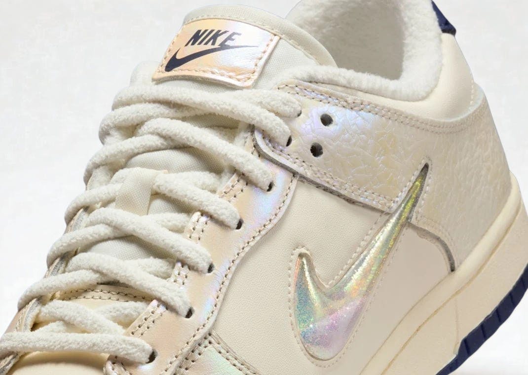 Nike Pearl Dunk Sneaker