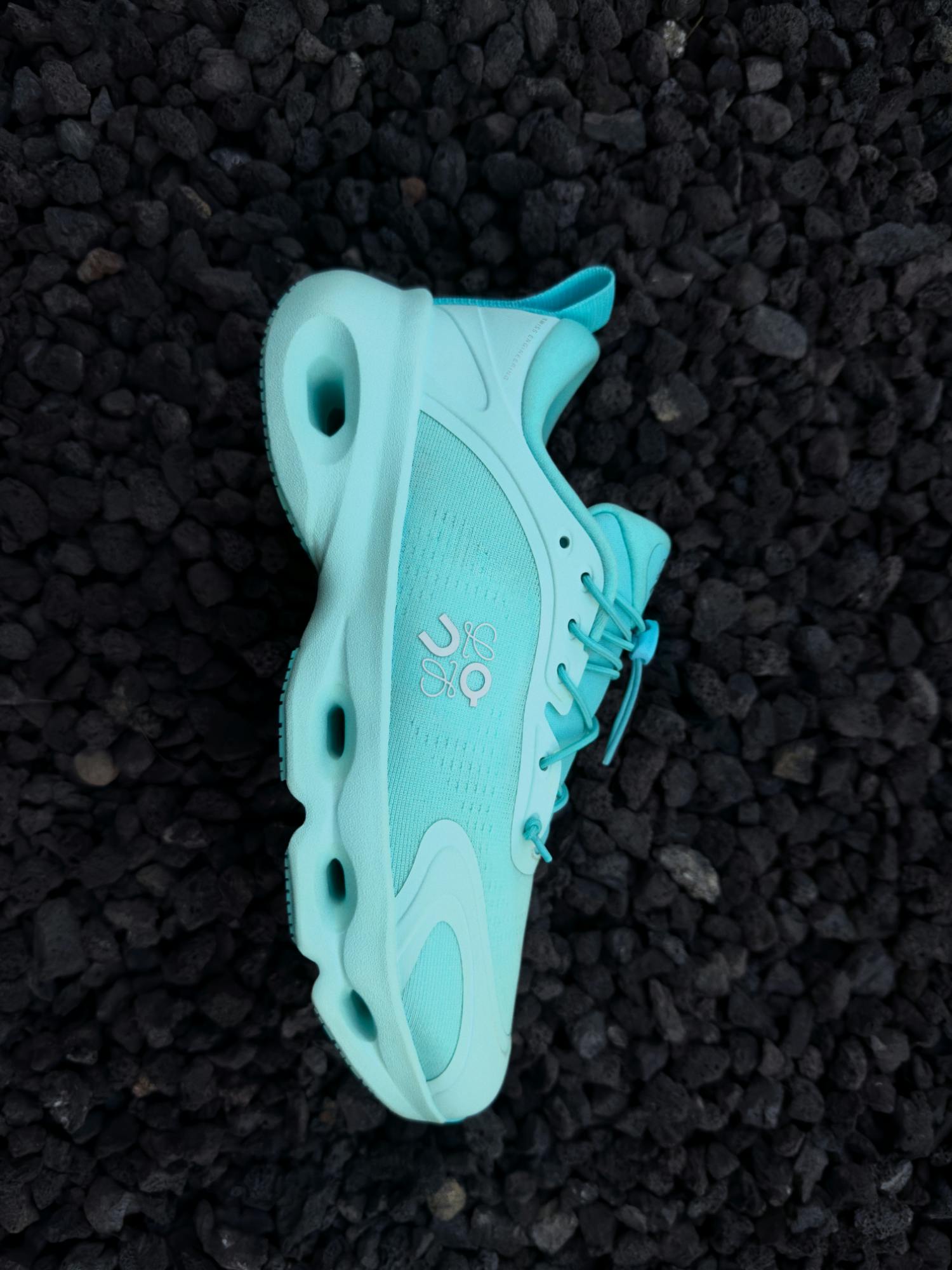 loewe on cloudsolo