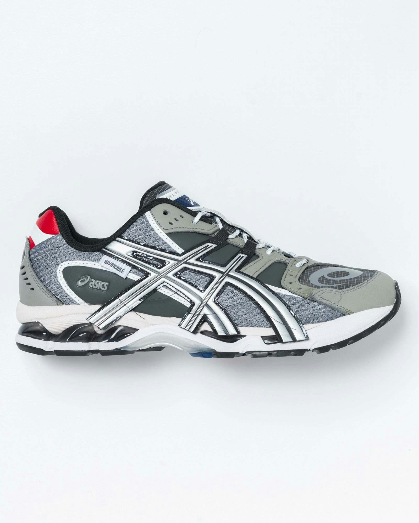 ASICS x INVINCIBLE