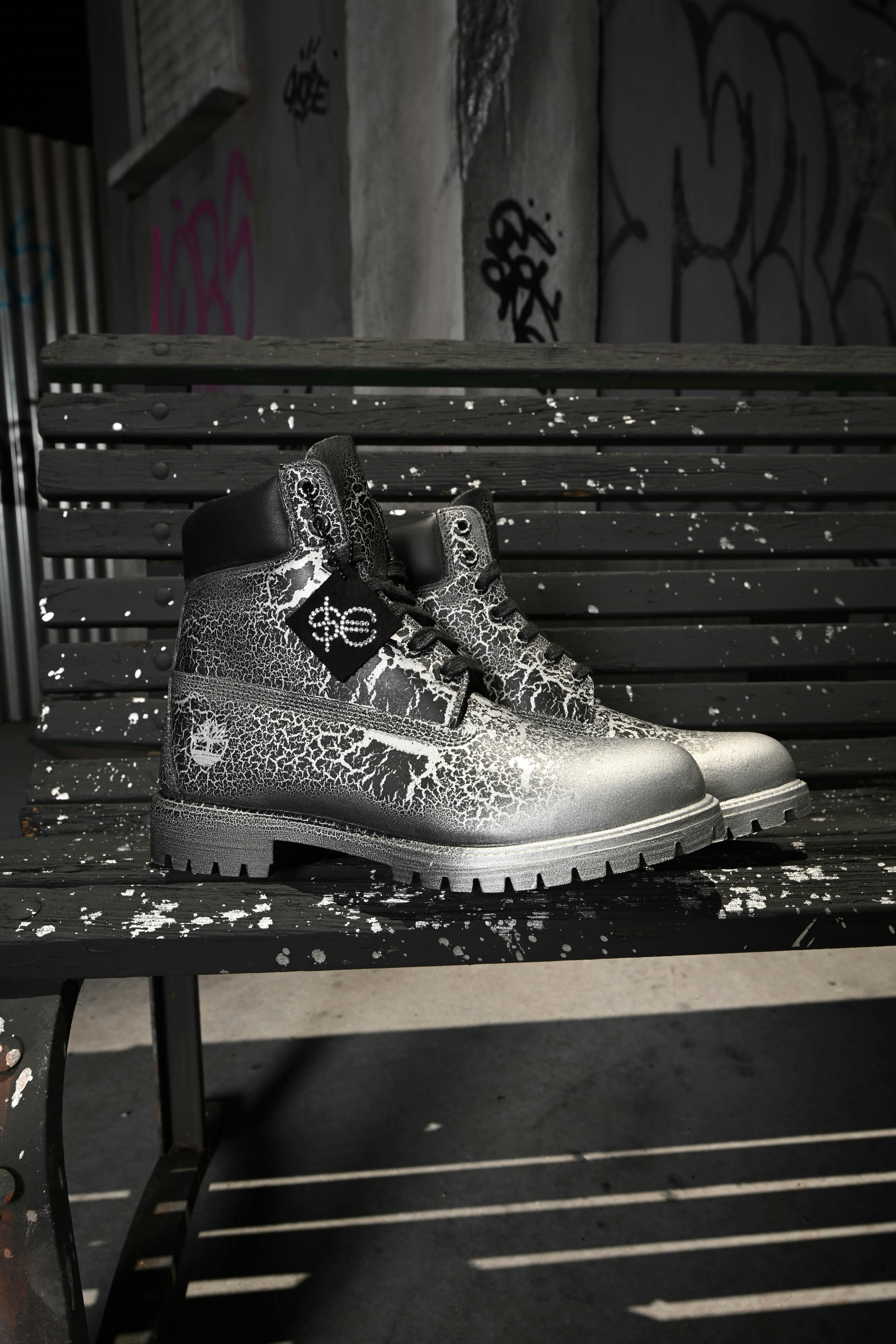 sfera-ebbasta-x-timberland-limited-edition-boot