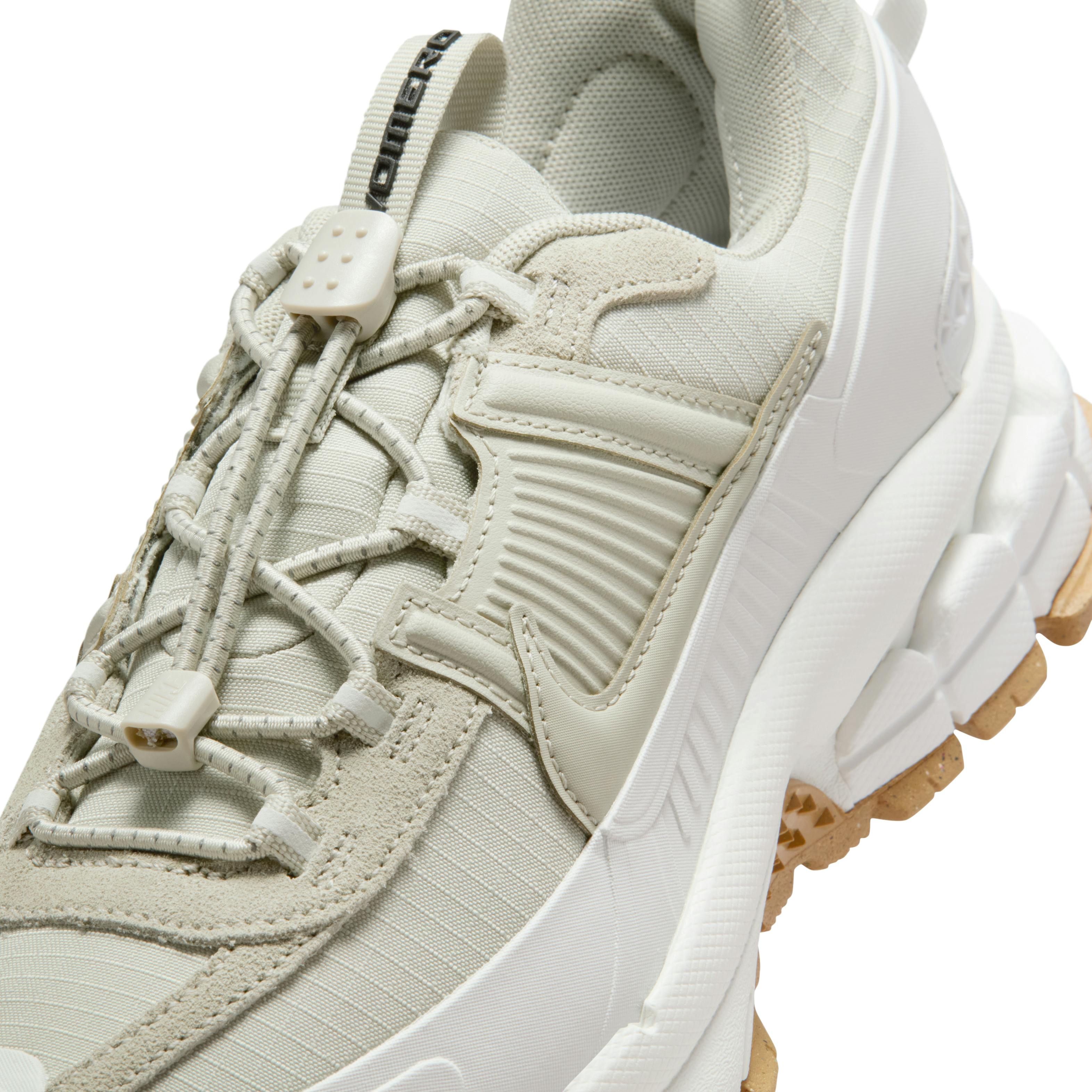 nike vomero roam sail