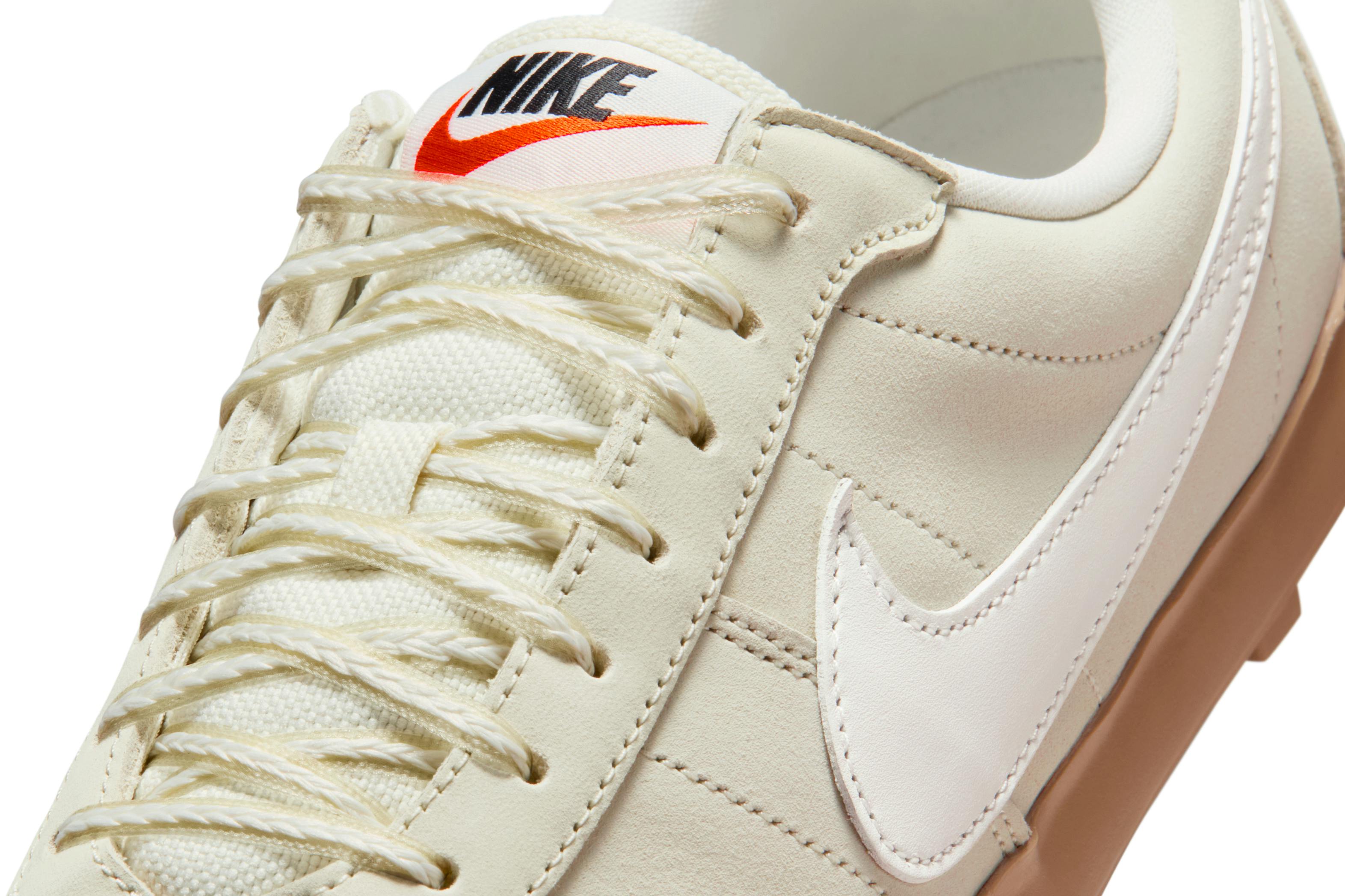 nike astrograbber coconut milk