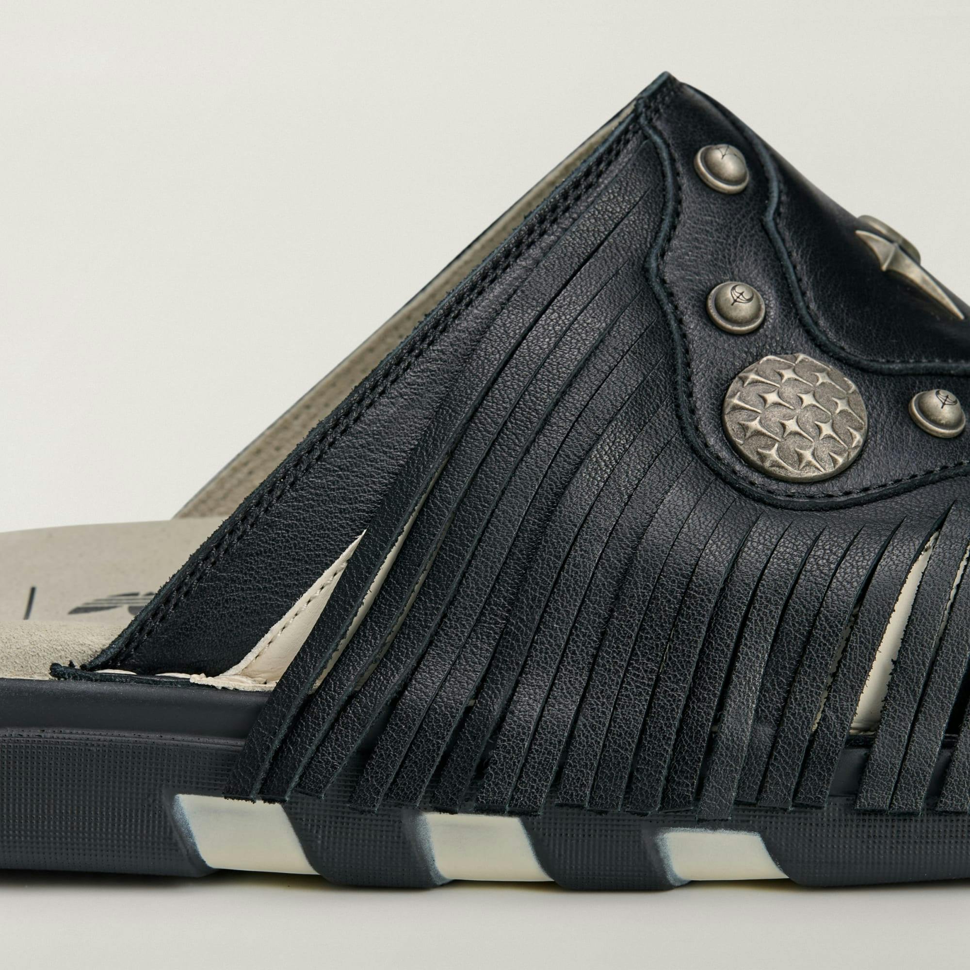 thug club adidas adiclog