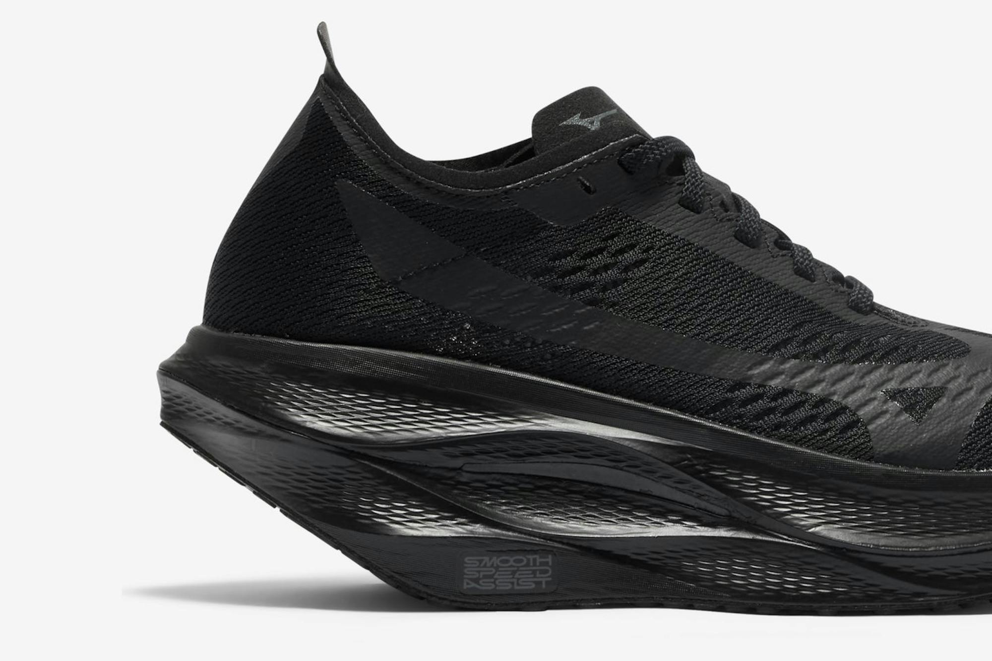 Dover Street Market x Mizuno sneaker