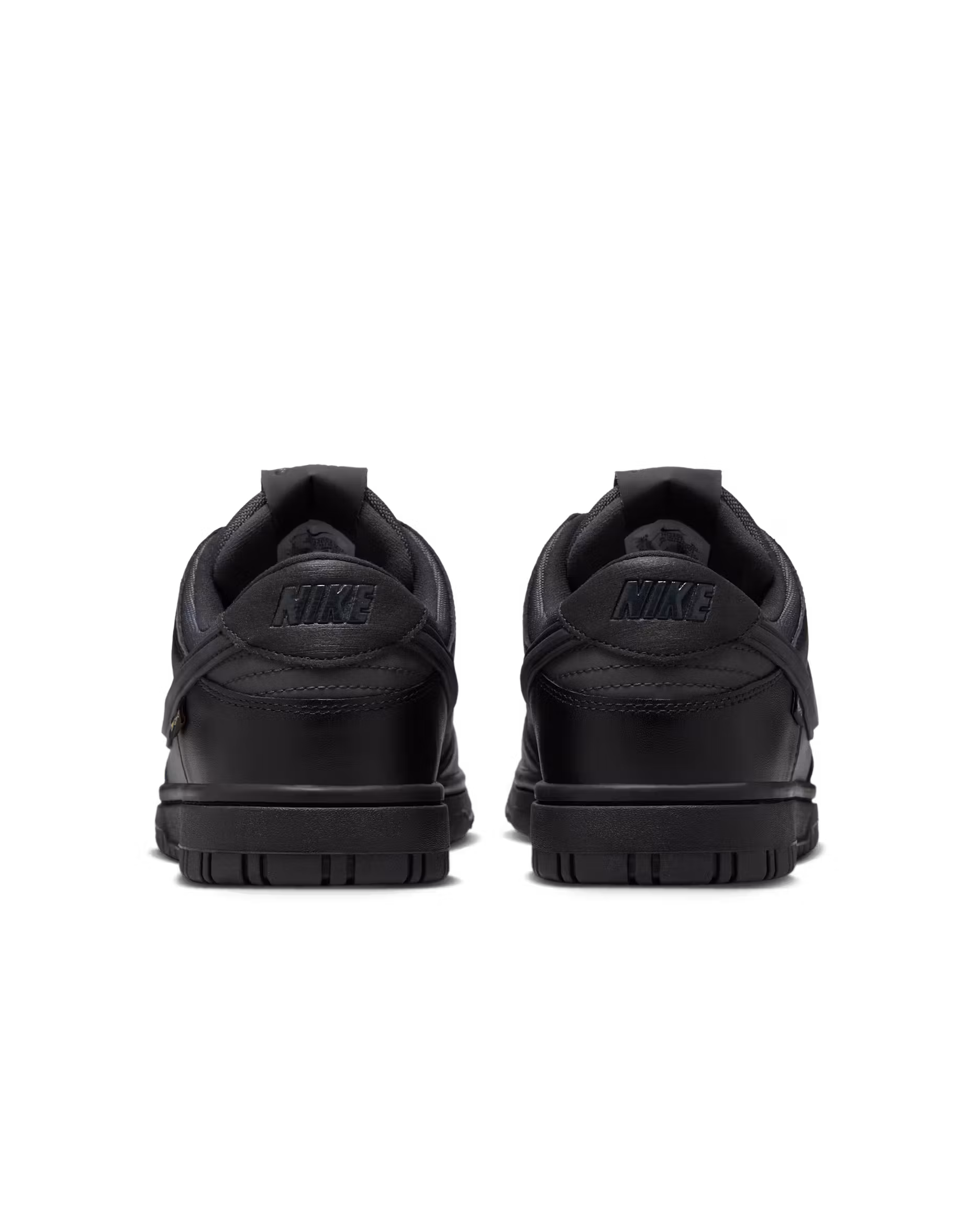 nike-gore-tex-dunk-low-triple-black-sneaker