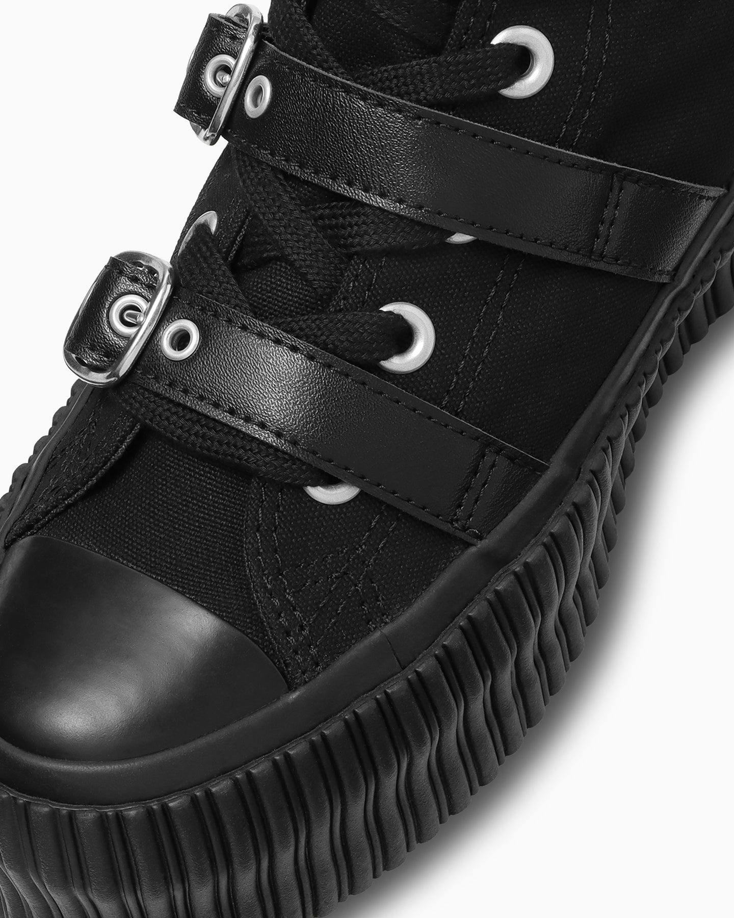 Converse Chucks All Star Mens 5.5 /Women 7.5 Goth 8ball Rare Converse Chuck Taylor All Star Unisex Size Womens 10 Mens 8  main image 2