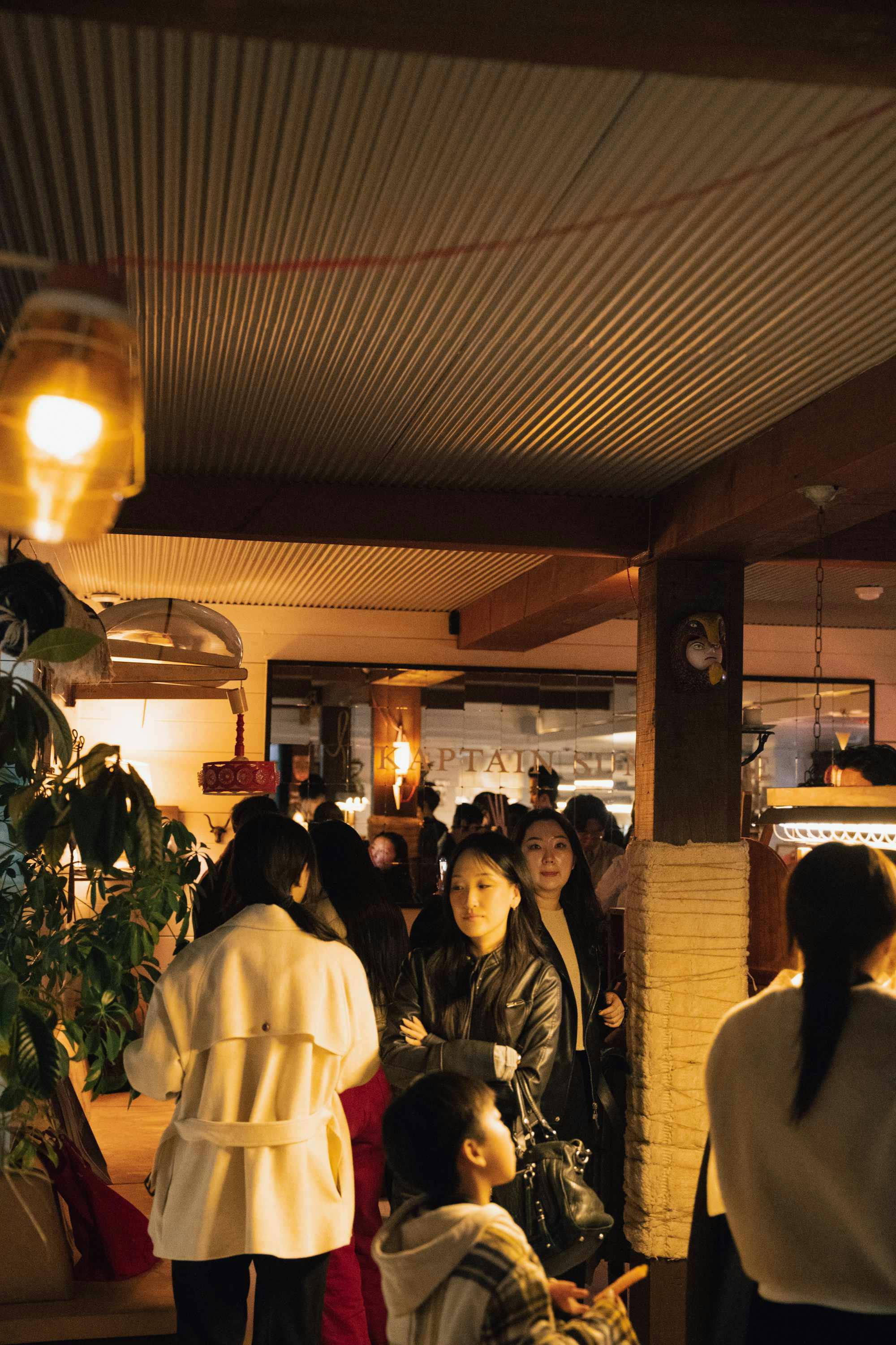 kaptain sunshine seoul store interview