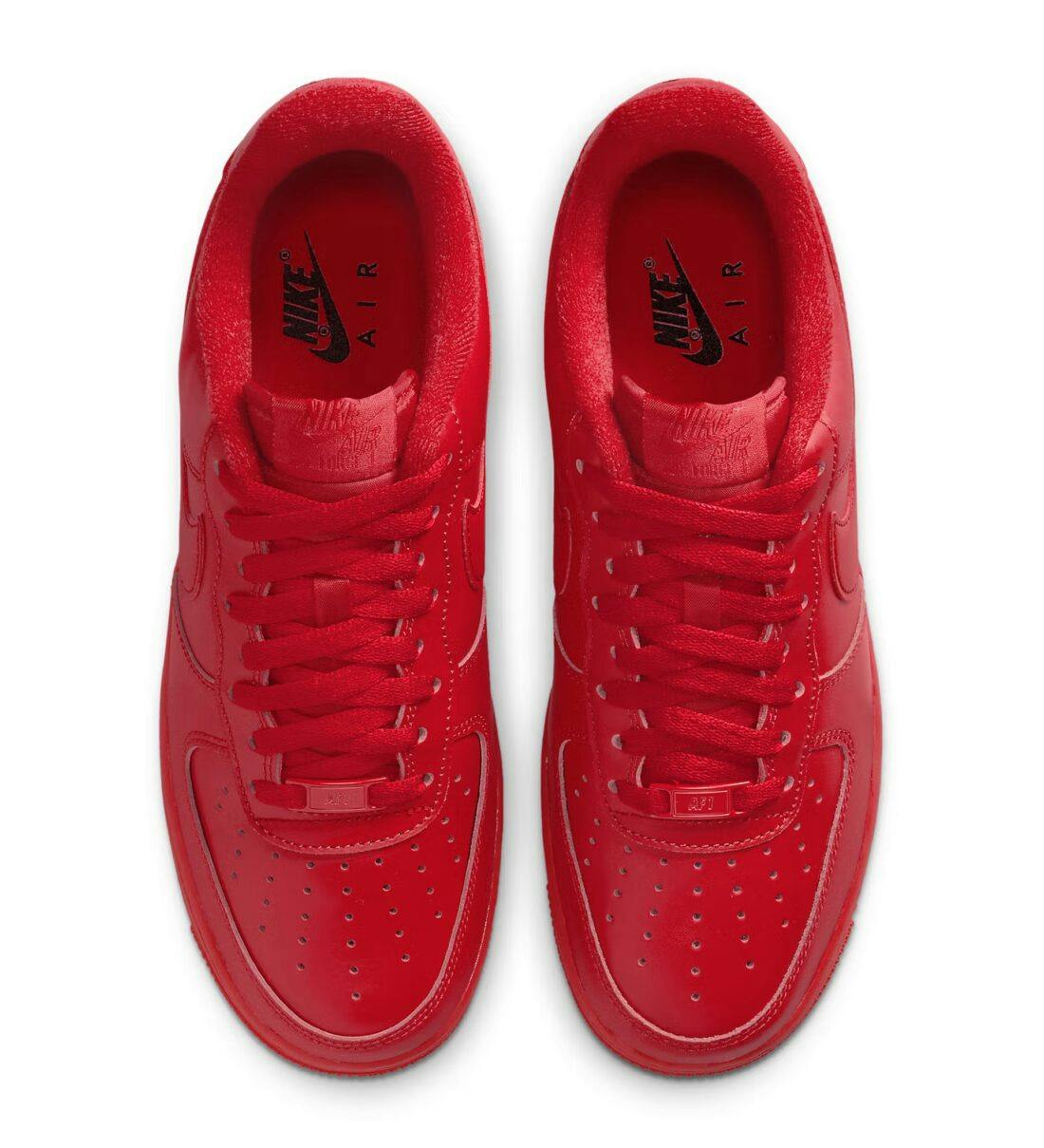 nike-air-force-1-triple-red-sneaker