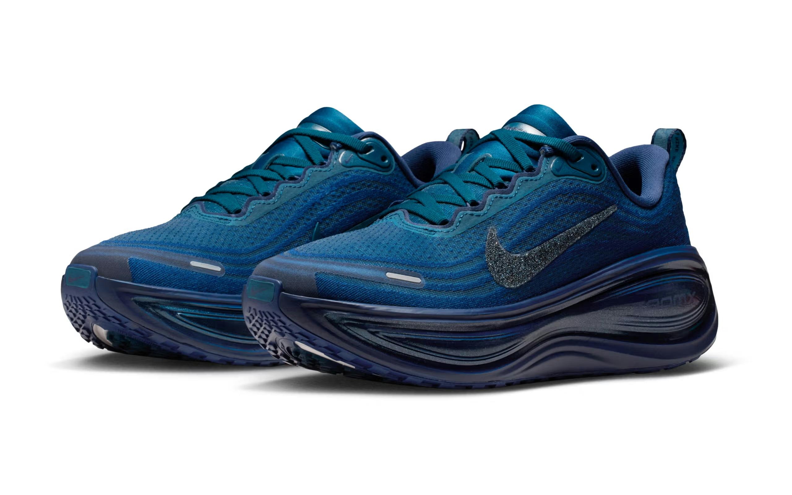 nike-vomero-plus-swarovski-luxury-runner