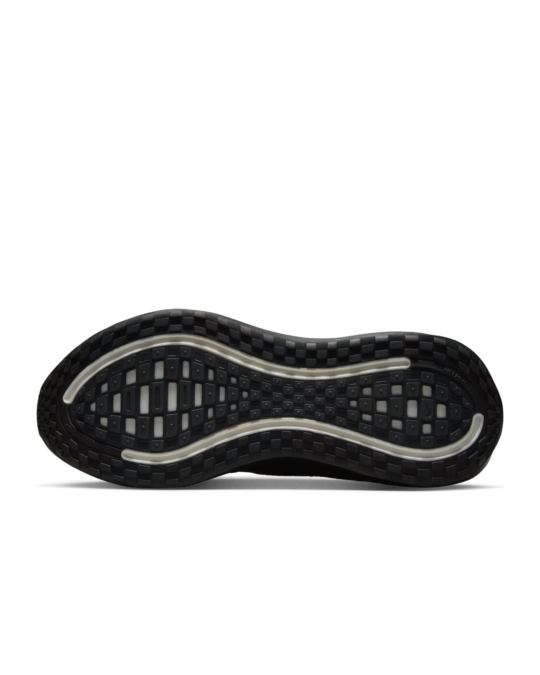 nike-vomero-plus-black-metallic-dark-sneaker