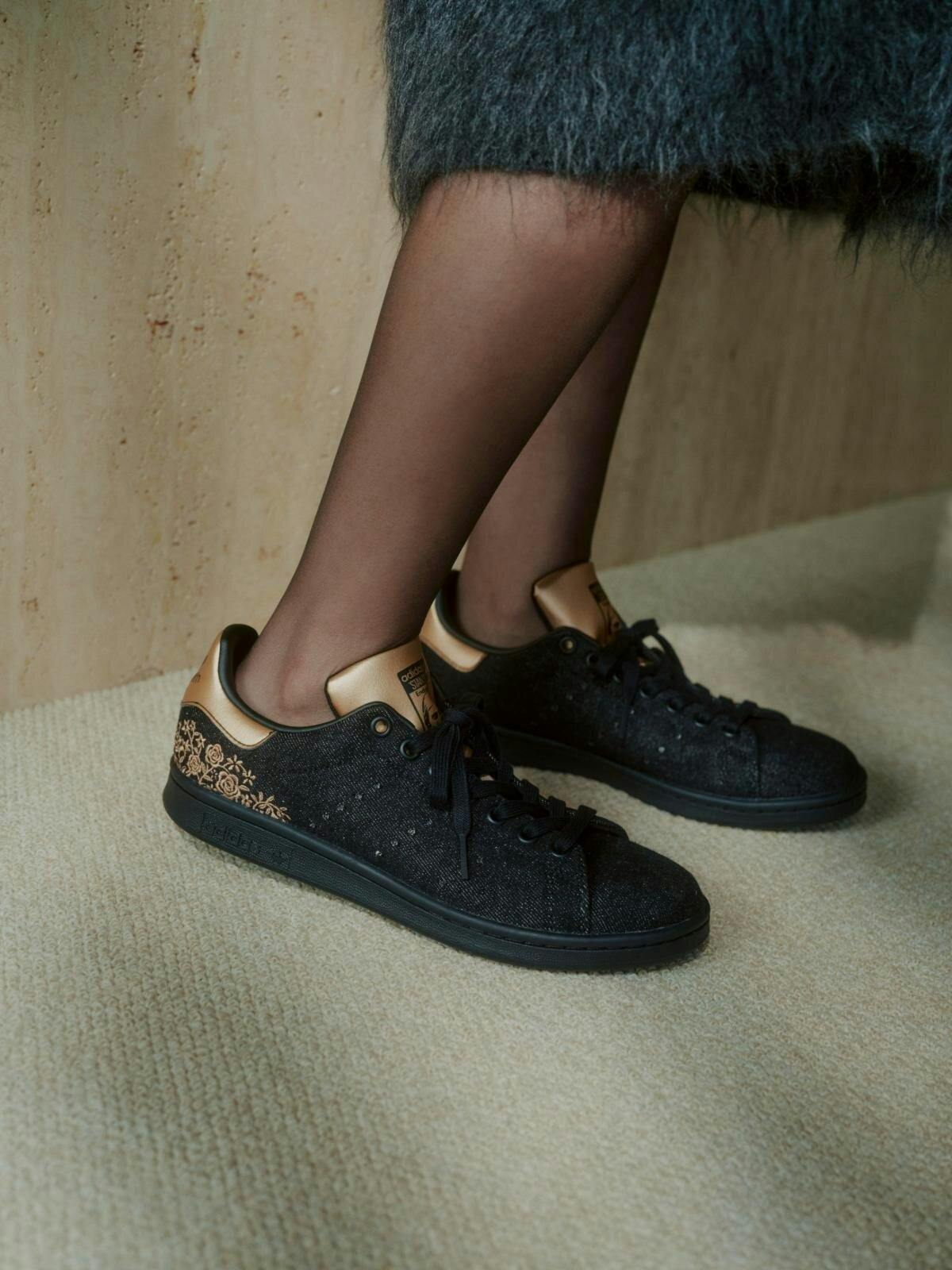 adidas stan smith floral denim shoe