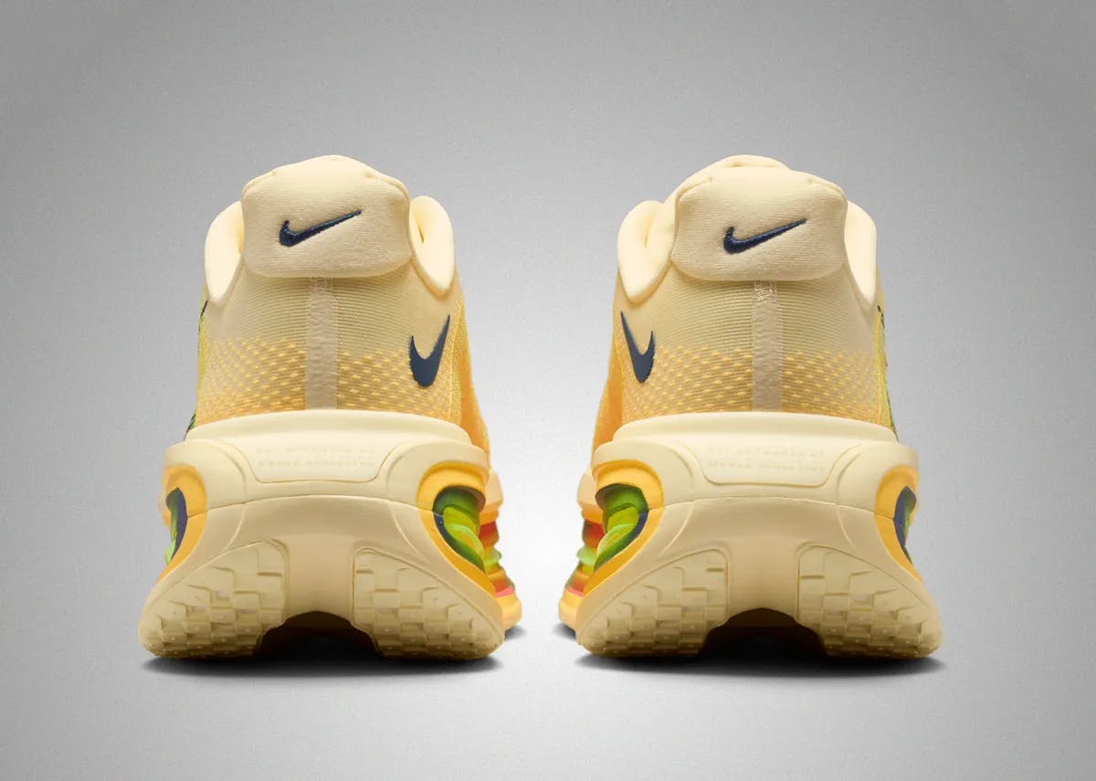 nike-vomero-premium-alabaster