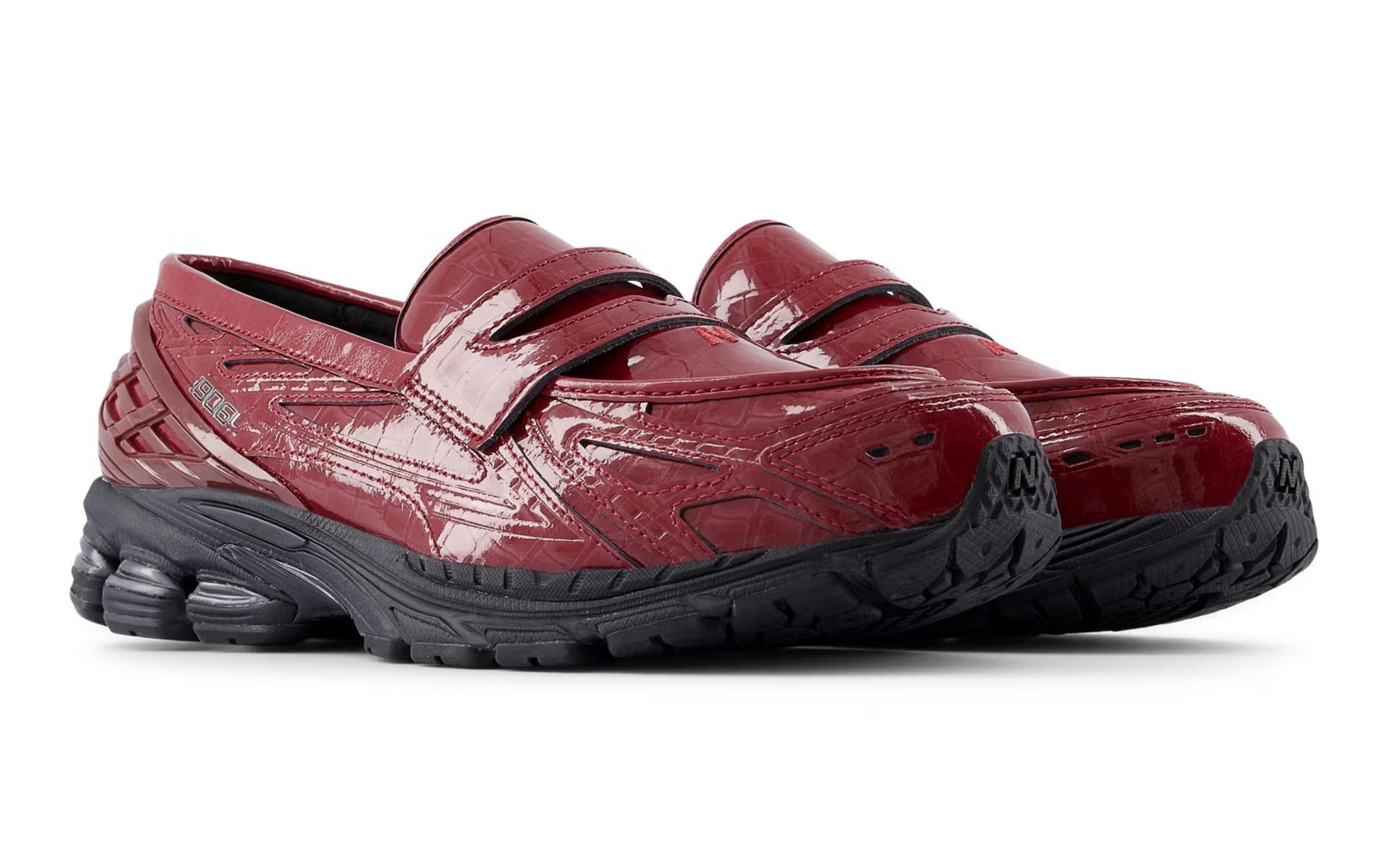 new-balance-1906l-red-croc-sneaker-loafer