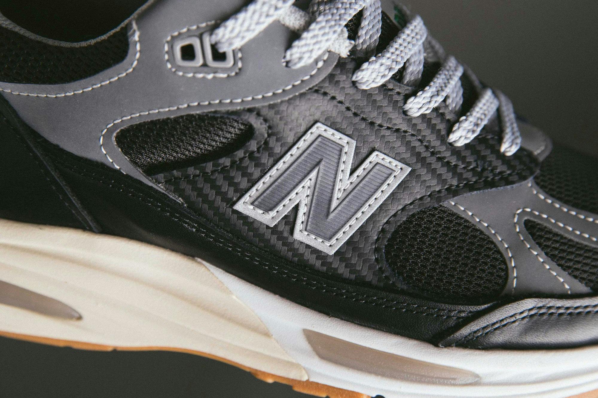 up-there-new-balance-991v2-carbon-fiber