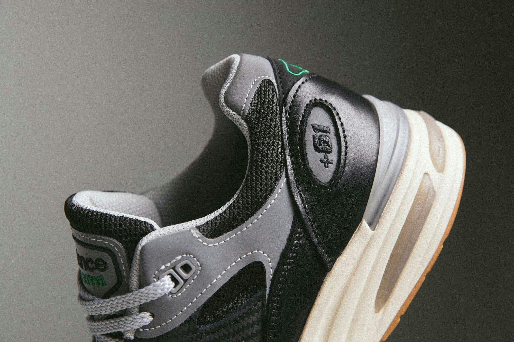 up-there-new-balance-991v2-carbon-fiber