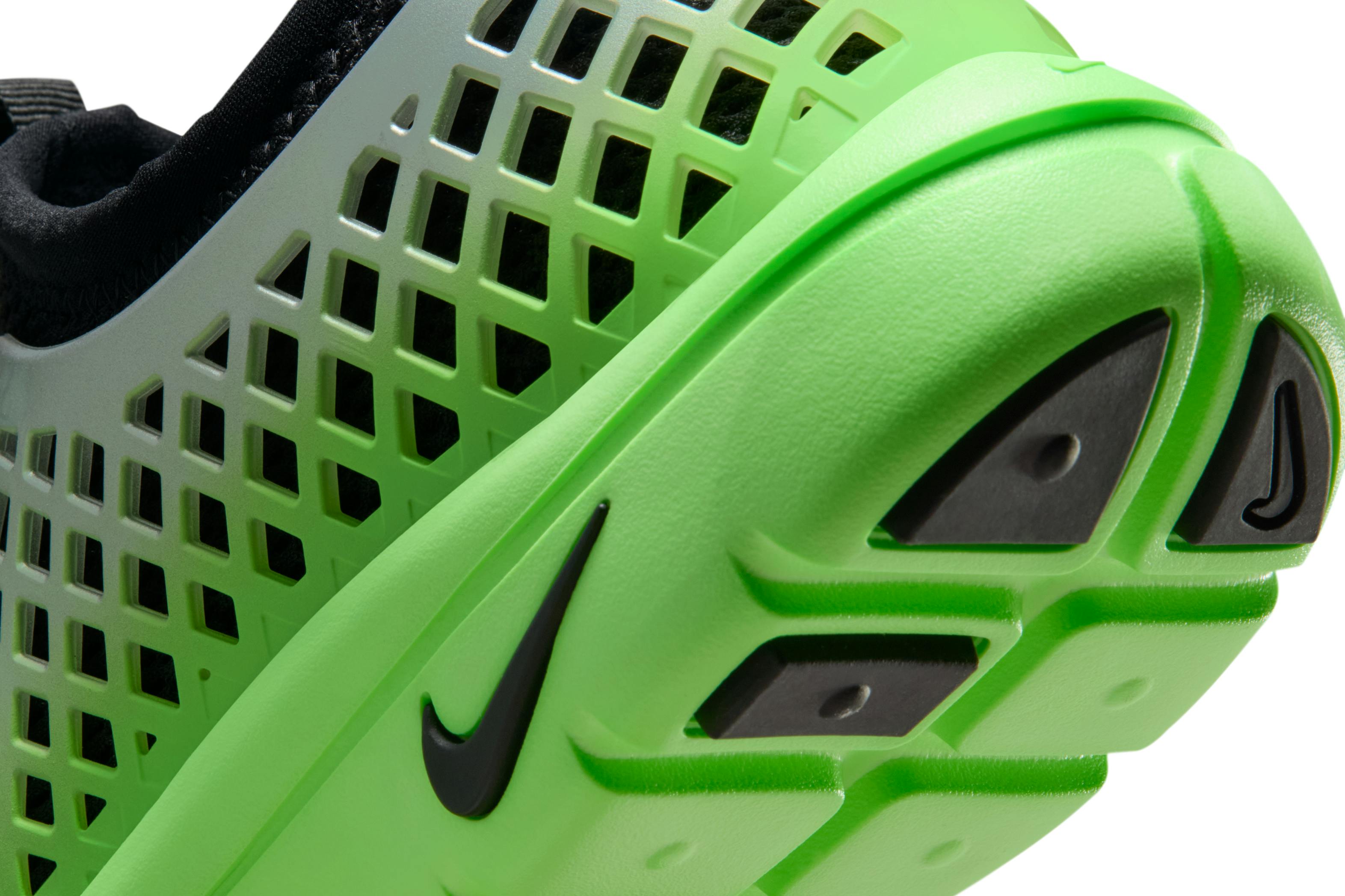 nike air rejuven8 metallic silver voltage green