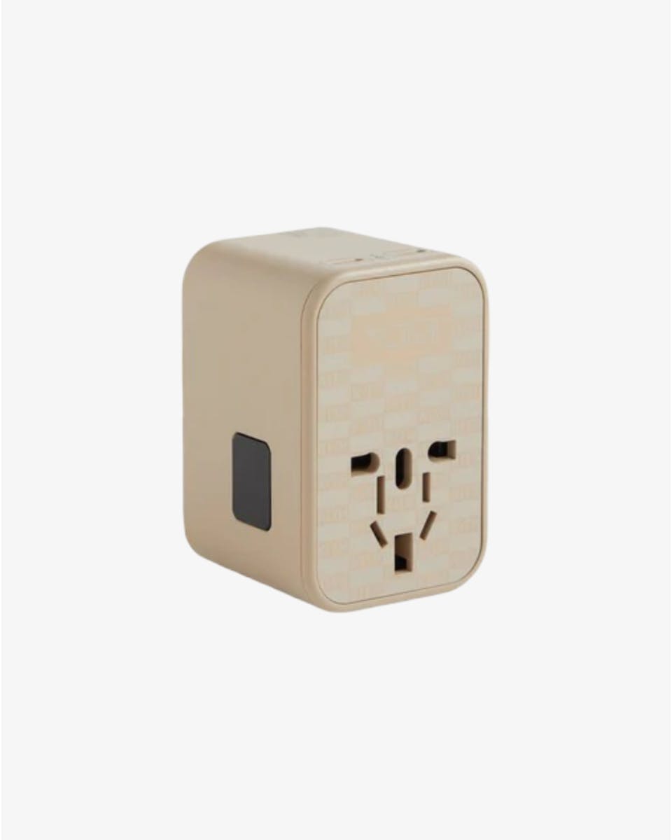 65W Universal Power Adapter