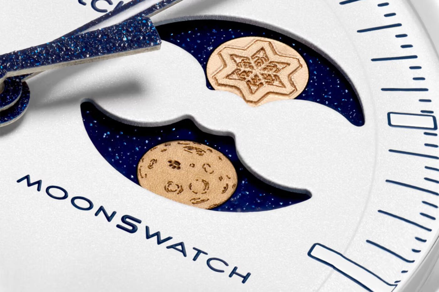 swatch-moonswatch-mission-to-earthphase-moonshine-gold-cold-moon