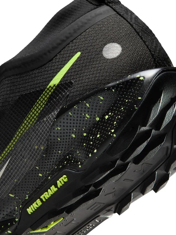 nike-pegasus-trail-5-gore-tex-black-phantom-tattoo-volt-ice