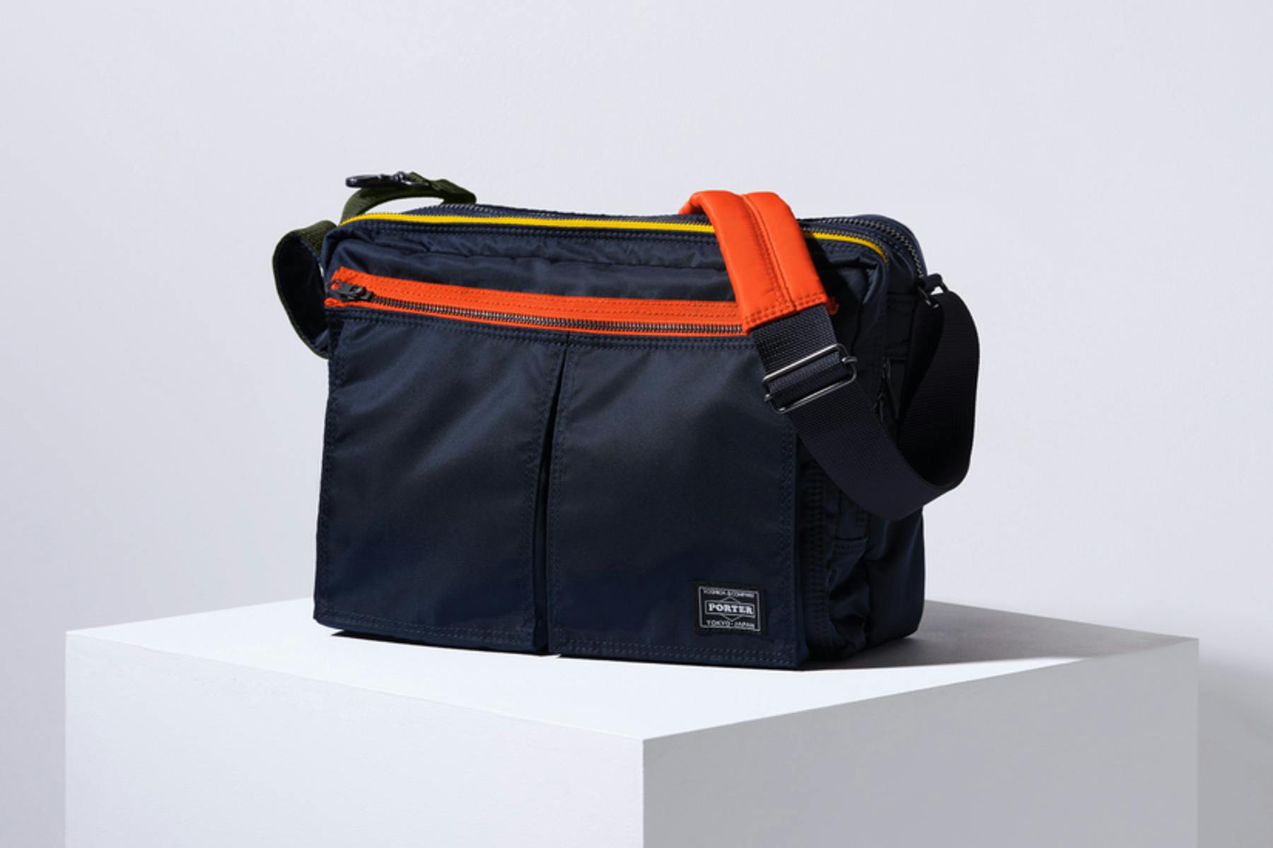 Dyson Porter Bag