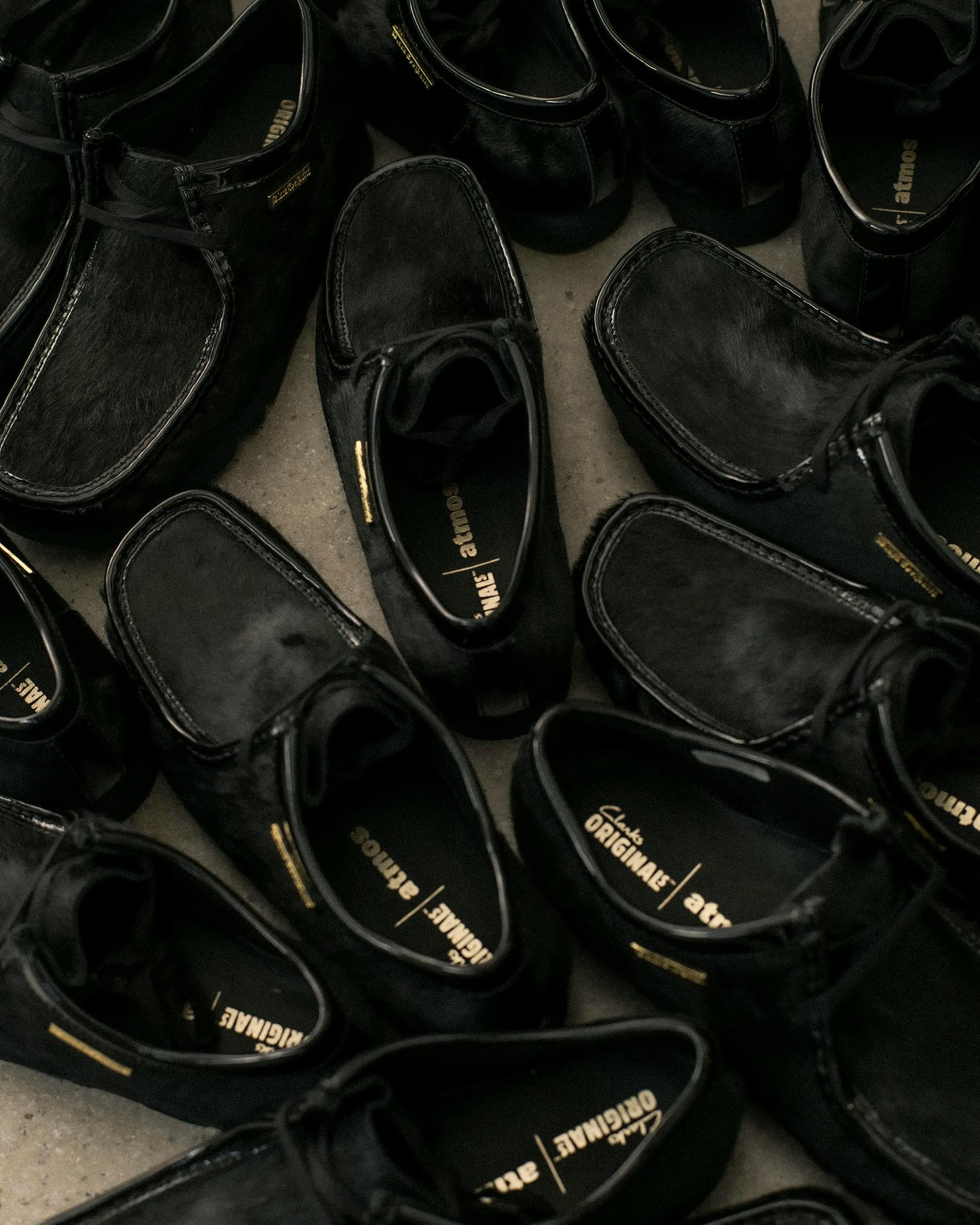 BlackEyePatch atmos Clarks ワラビー atmos' Hairy Clarks Wallabees Are a Handsome Oddity