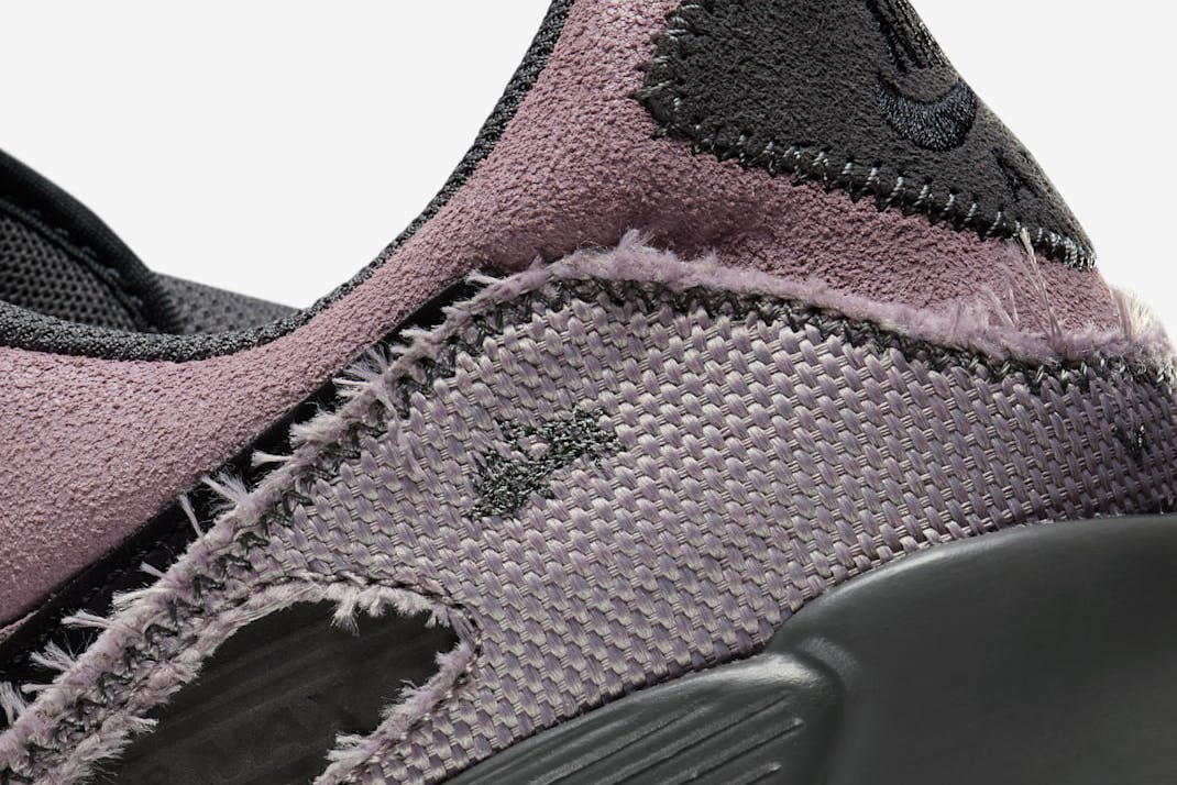 Nike’s Comfiest Air Max Sneaker Is a Grunge Girlie Now