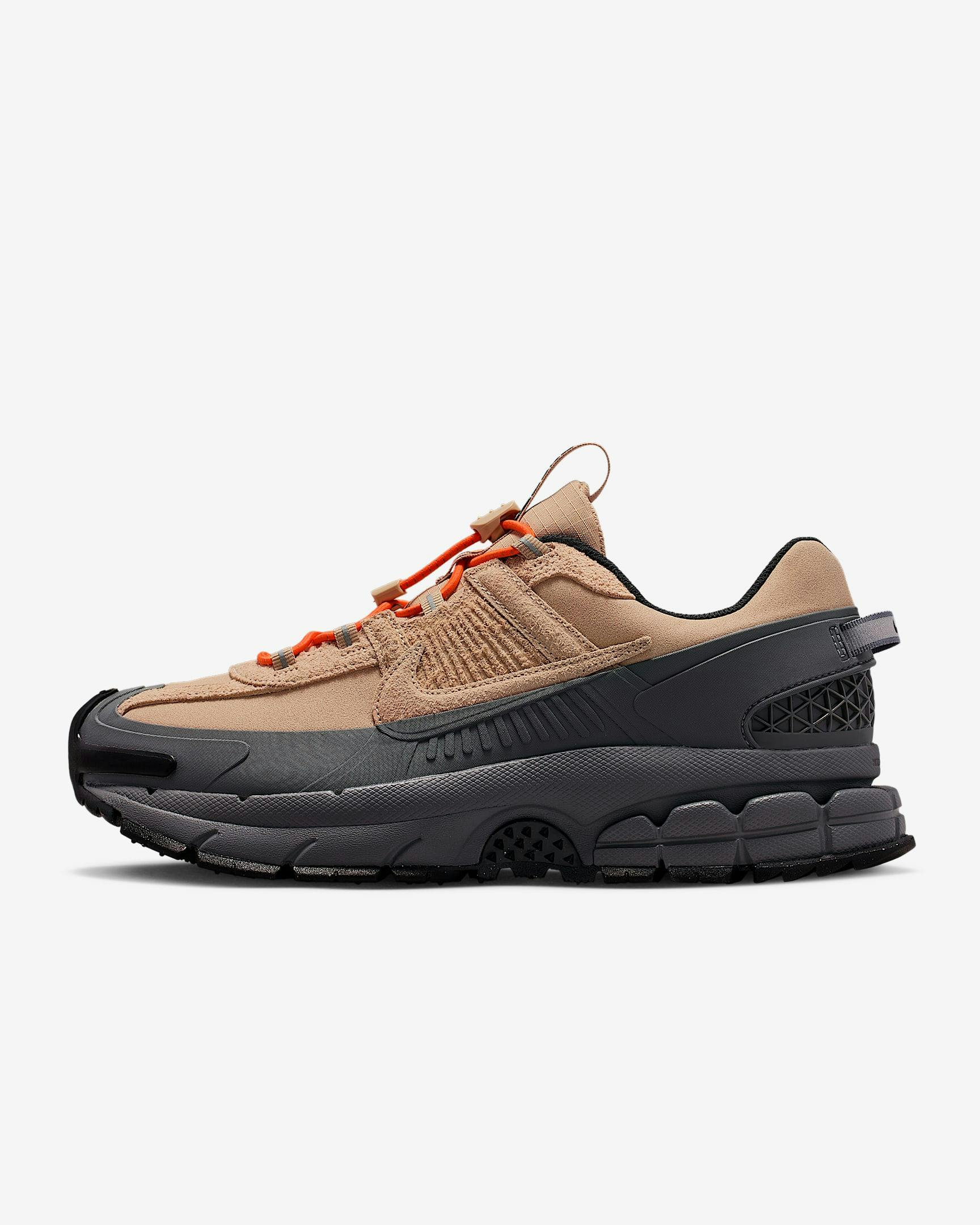 Nike's Lushest Vomero Roam Is Here to Beautiful the Trails