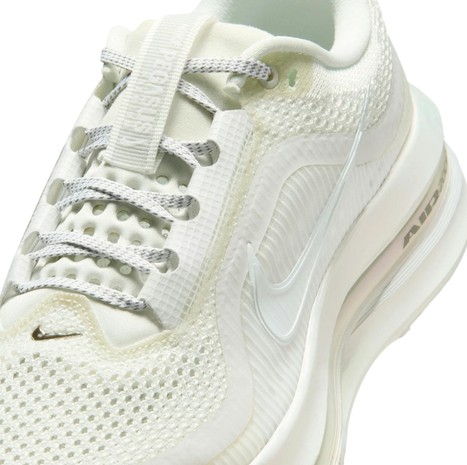 how to clean white nike pegasus