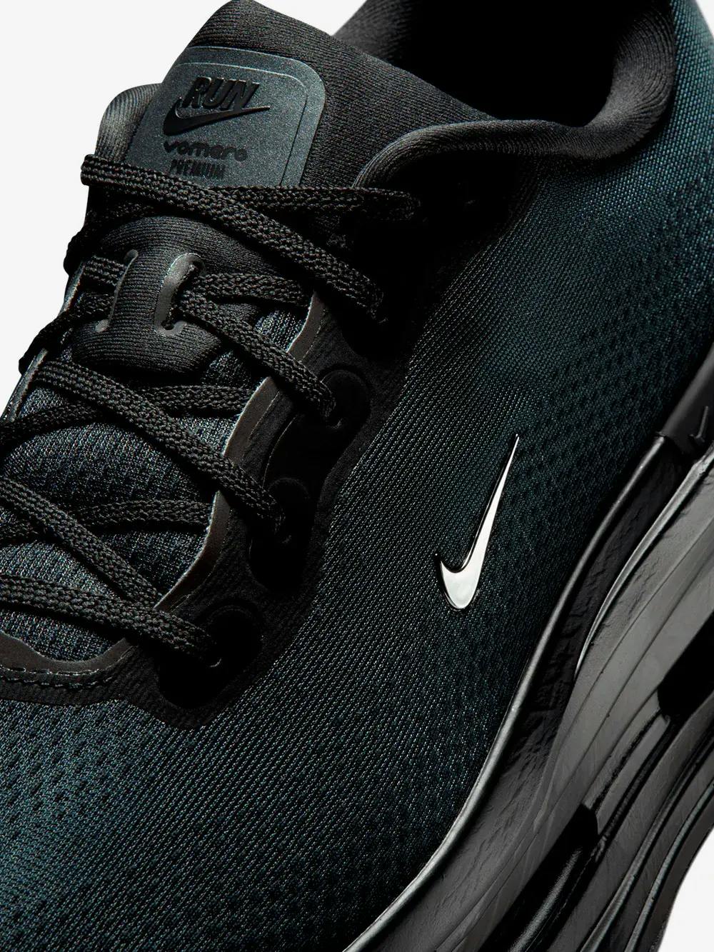 【新品未使用】NIKE VOMERO PRM SP BLACK 28.0 The Nike Vomero Premium SP Black Has a Tiny Swoosh