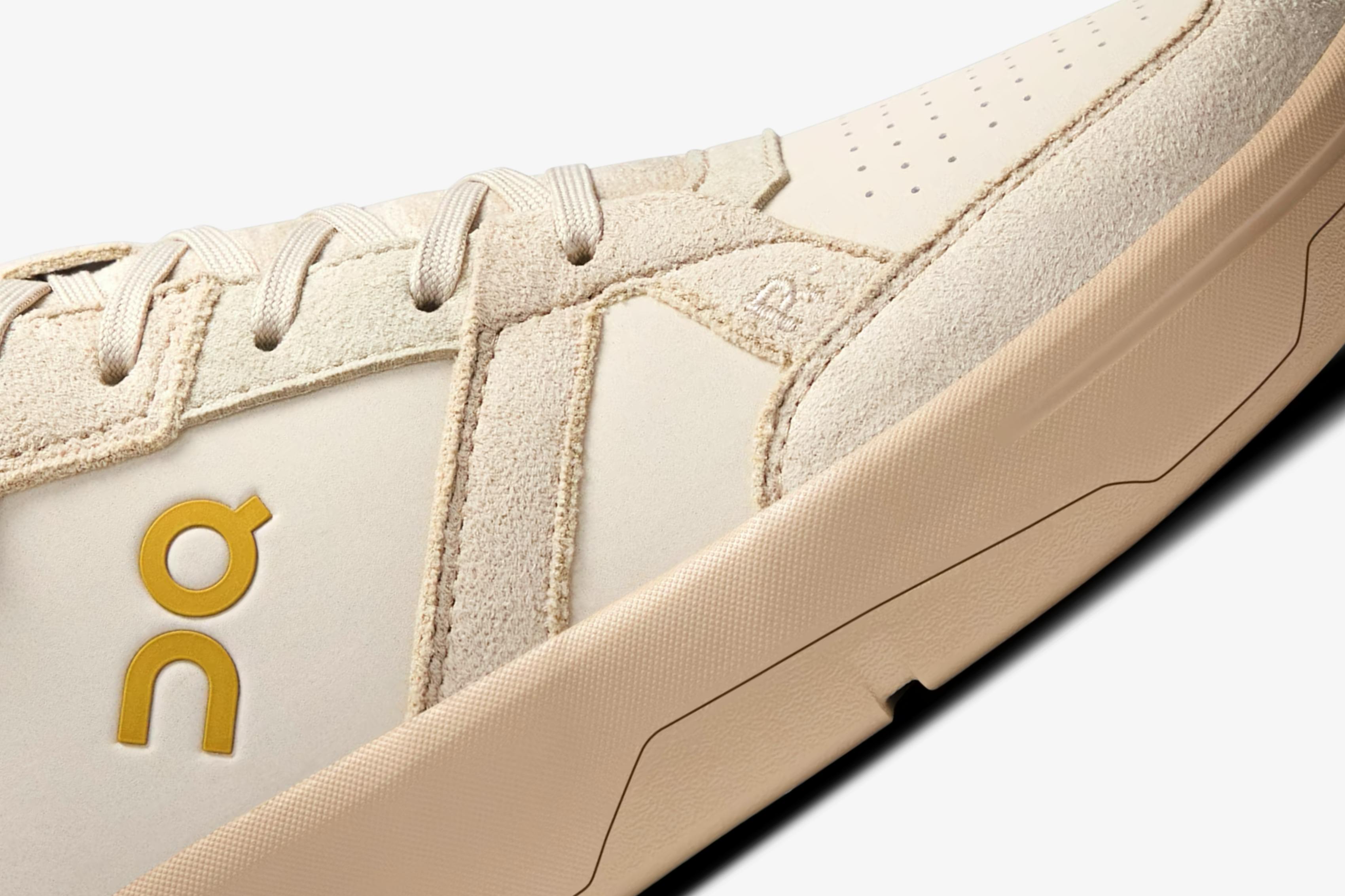 Court or Clubhouse, Roger Federer & On Remain A Game-Set-Match Made in Heaven