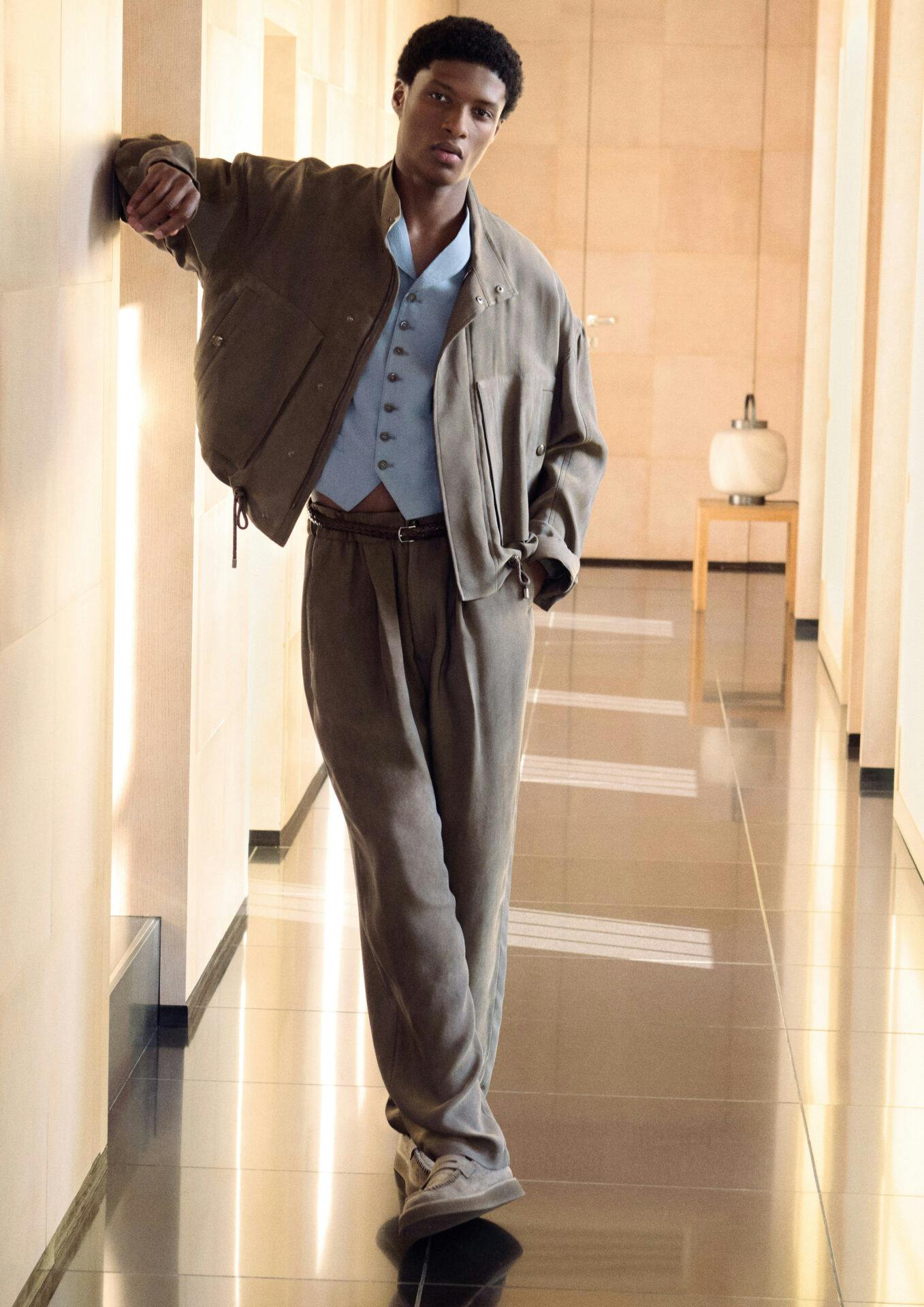 サイズ56 GIORGIO ARMANI 最高級 セットアップ N2925 Giorgio Armani's Final Collection Lives in His House