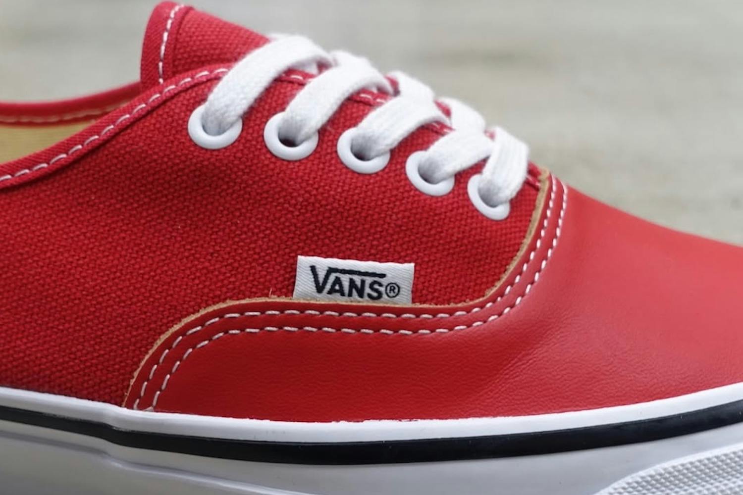 Vans Authentic 44 red