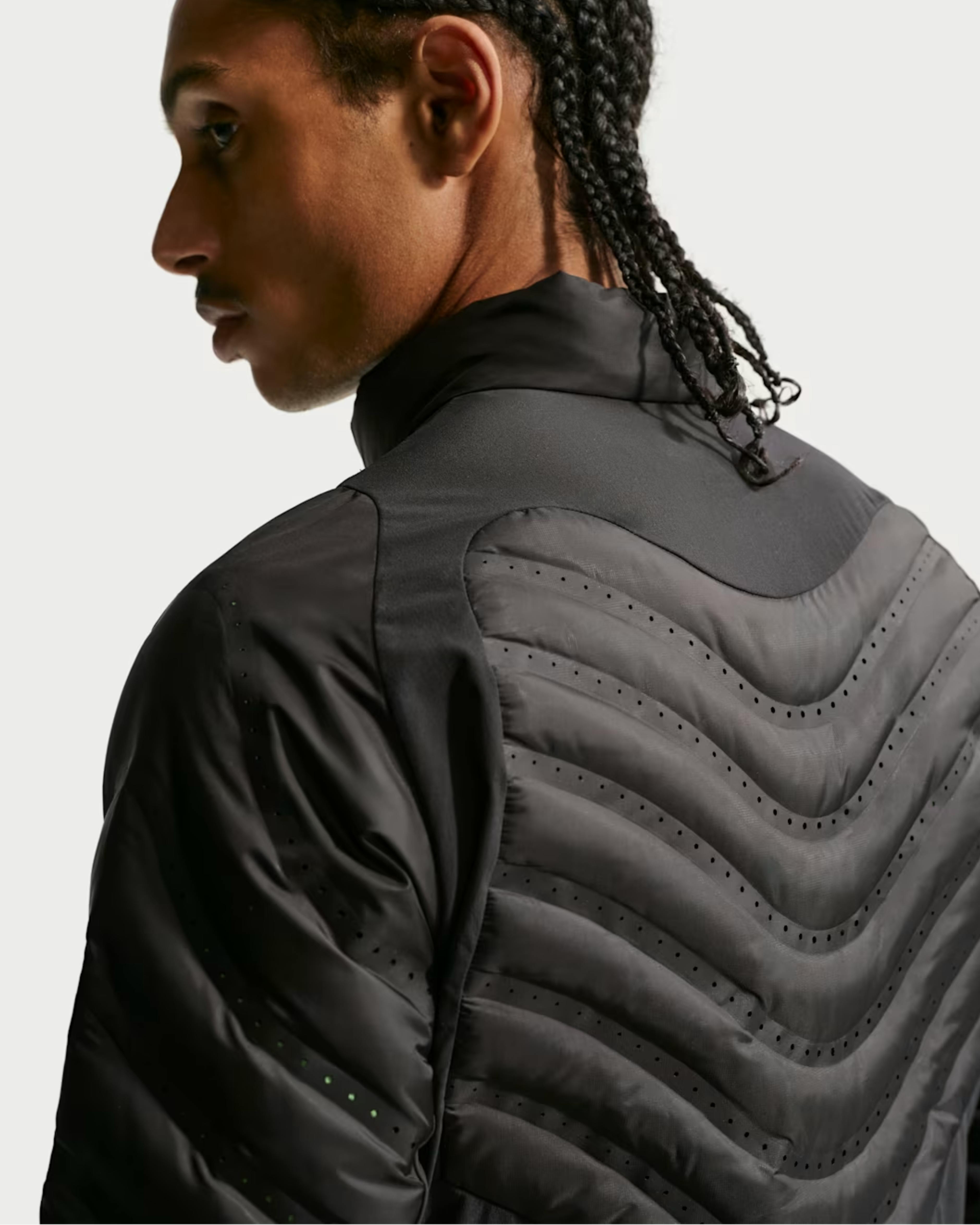 This Nike ACG Is a Light Jacket With the Punch of a Puffer