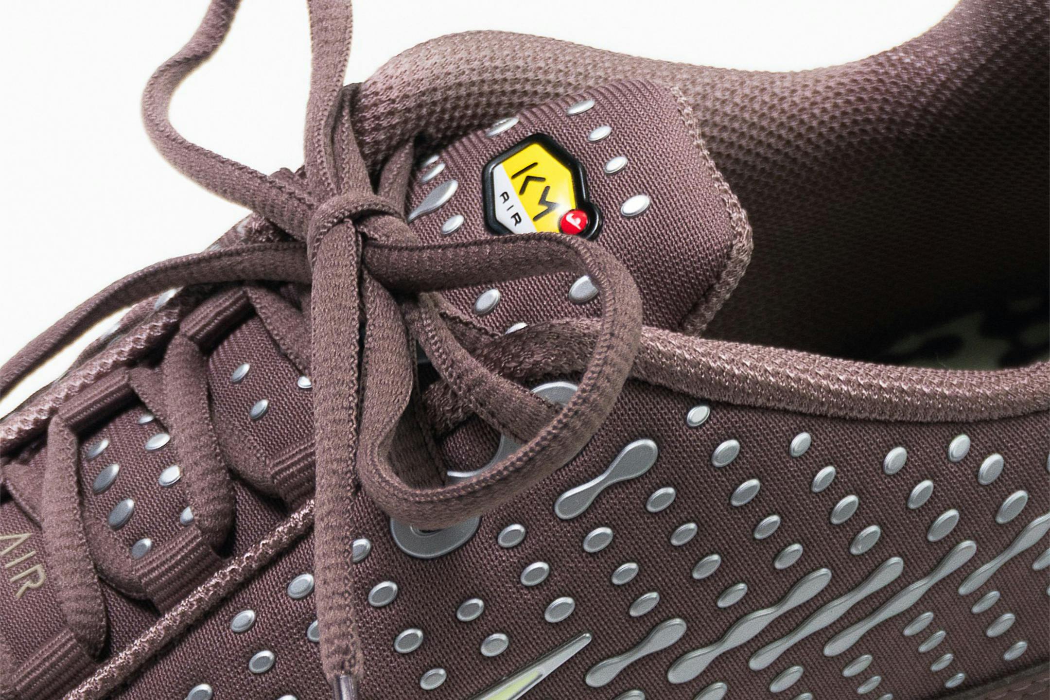 warren lotas dunks retail