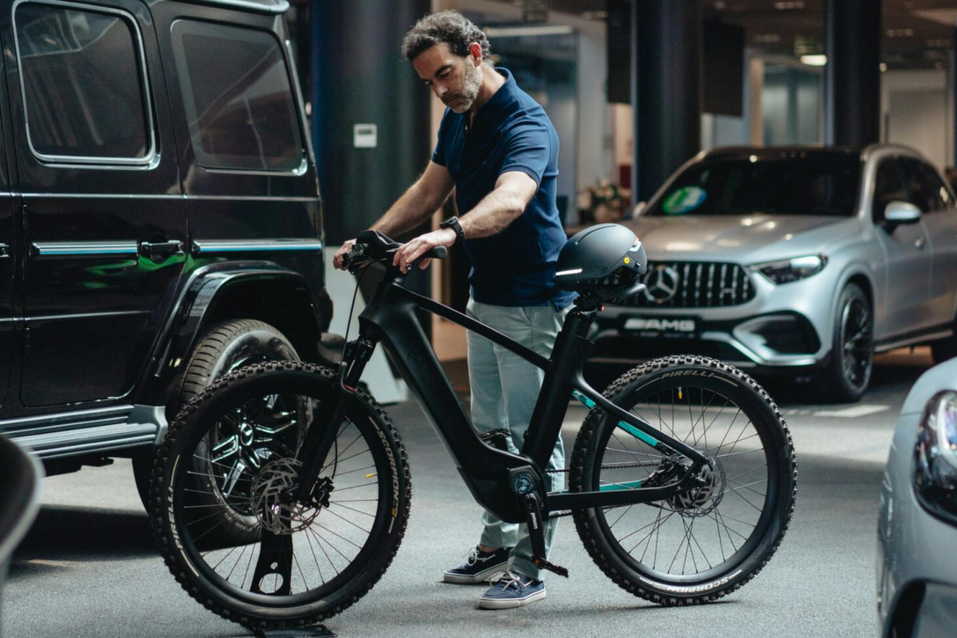 Limited Edition Mercedes-AMG F1 V17 eBike
