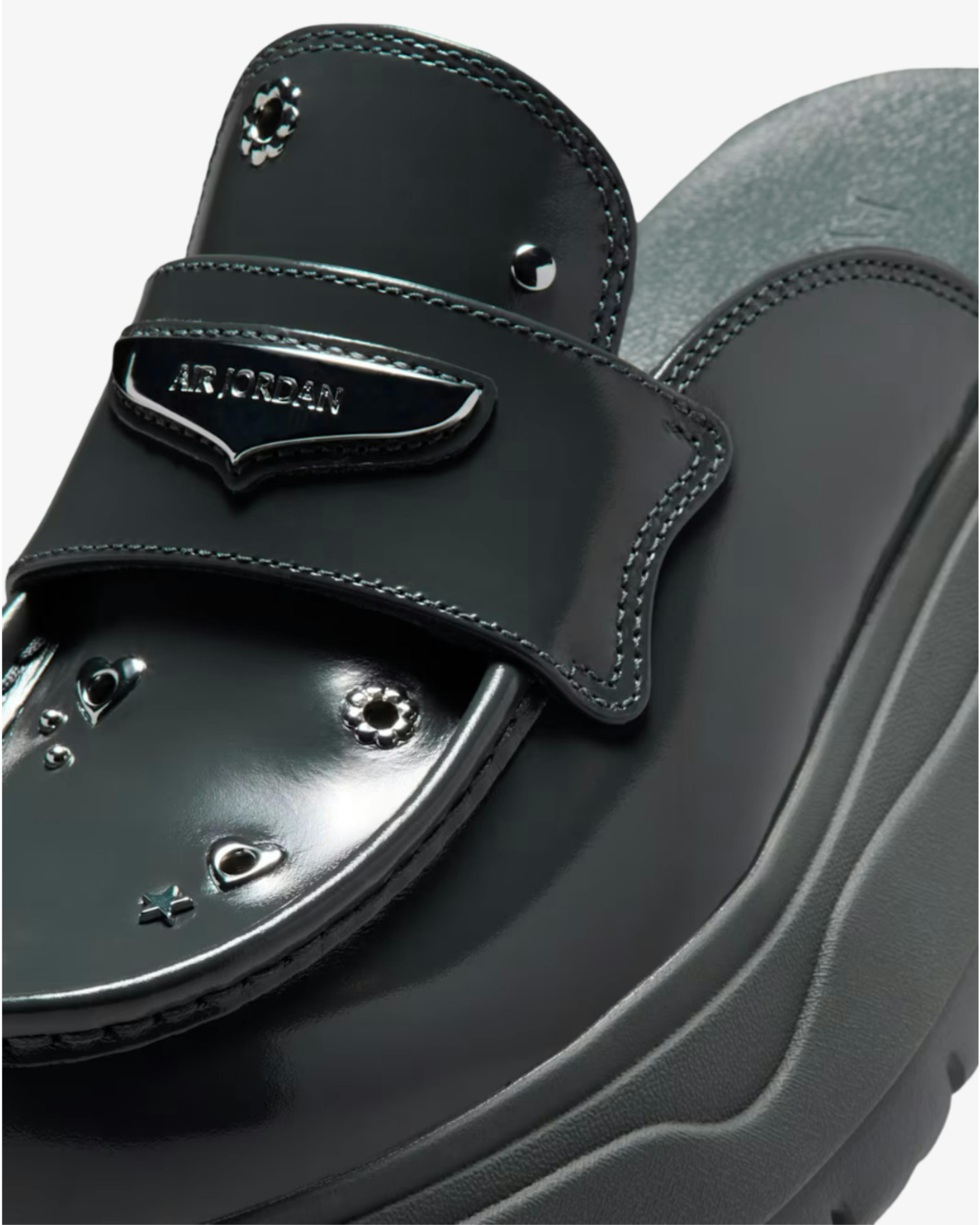 The Nike Air Jordan Mule SE Is a Minimalist's Nightmare